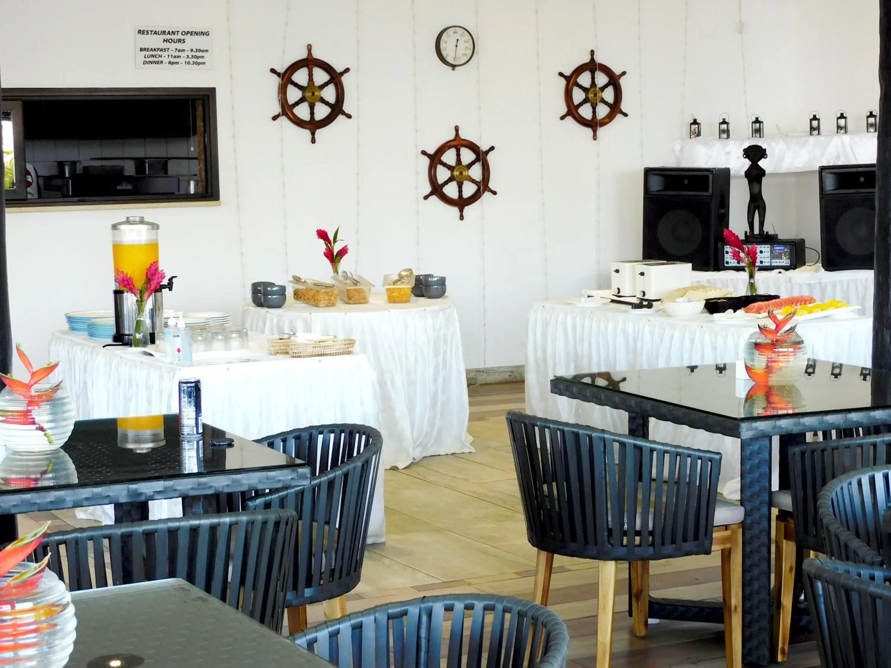Coffee/tea facilities in The Crow's Nest Resort Fiji