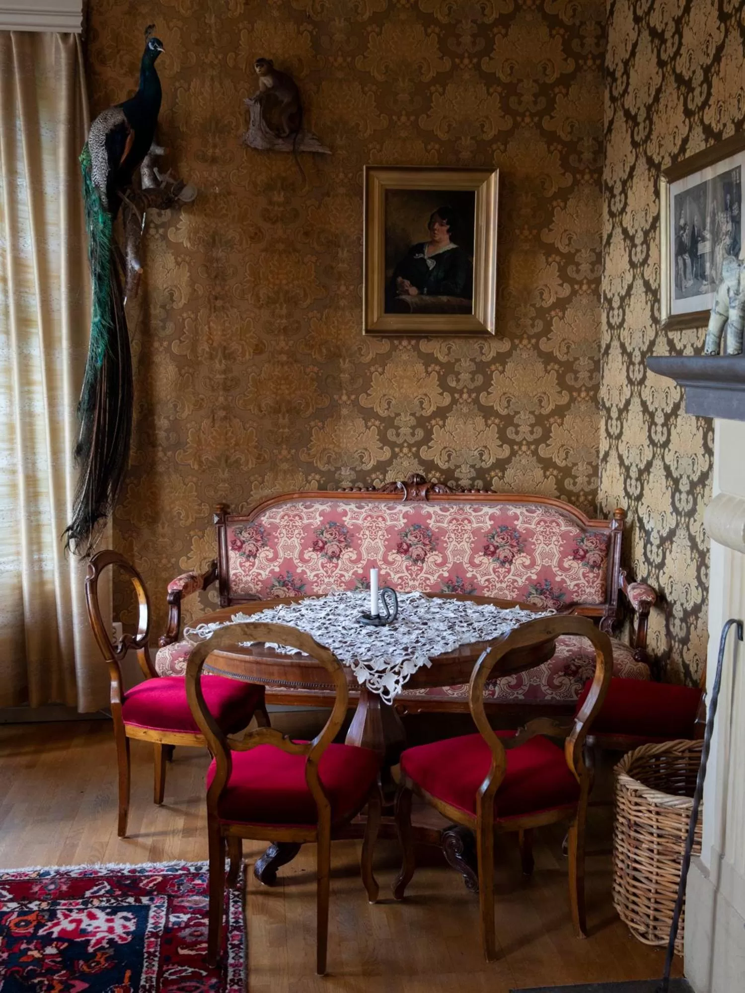 Seating area in Sikfors Herrgård