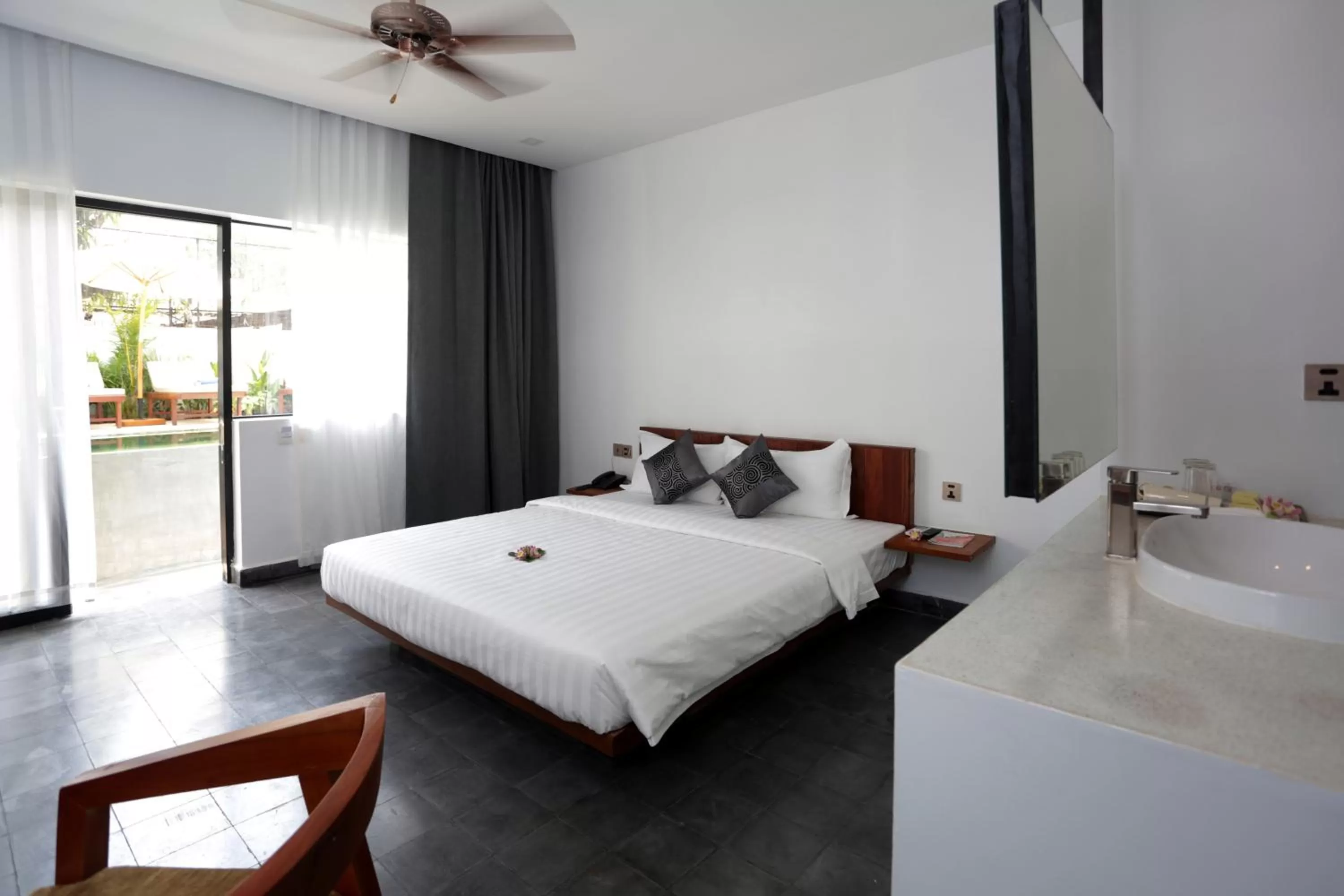 Bedroom, Bed in Sam So Boutique Villa