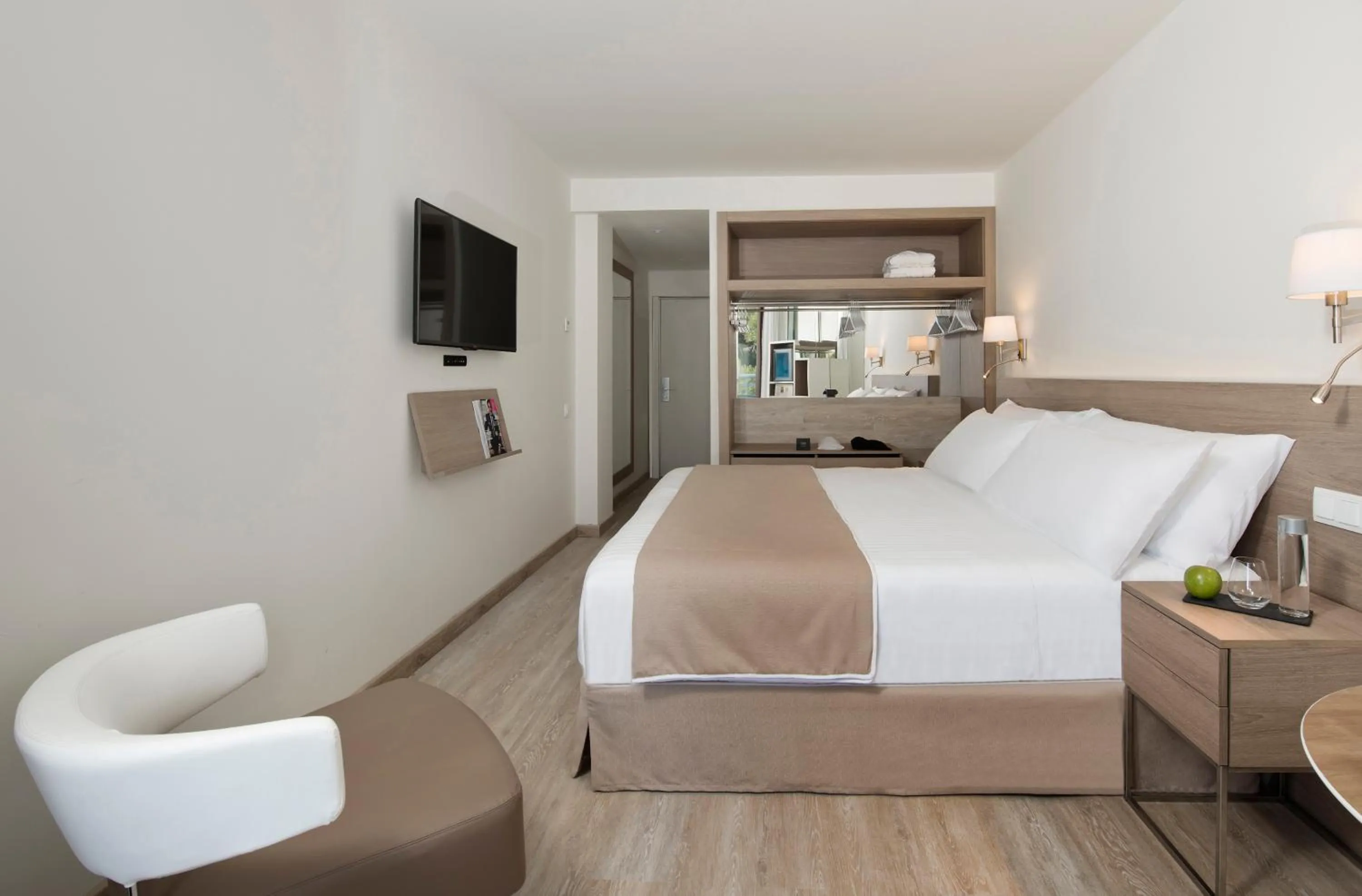 Bed in Meliá Cala Galdana