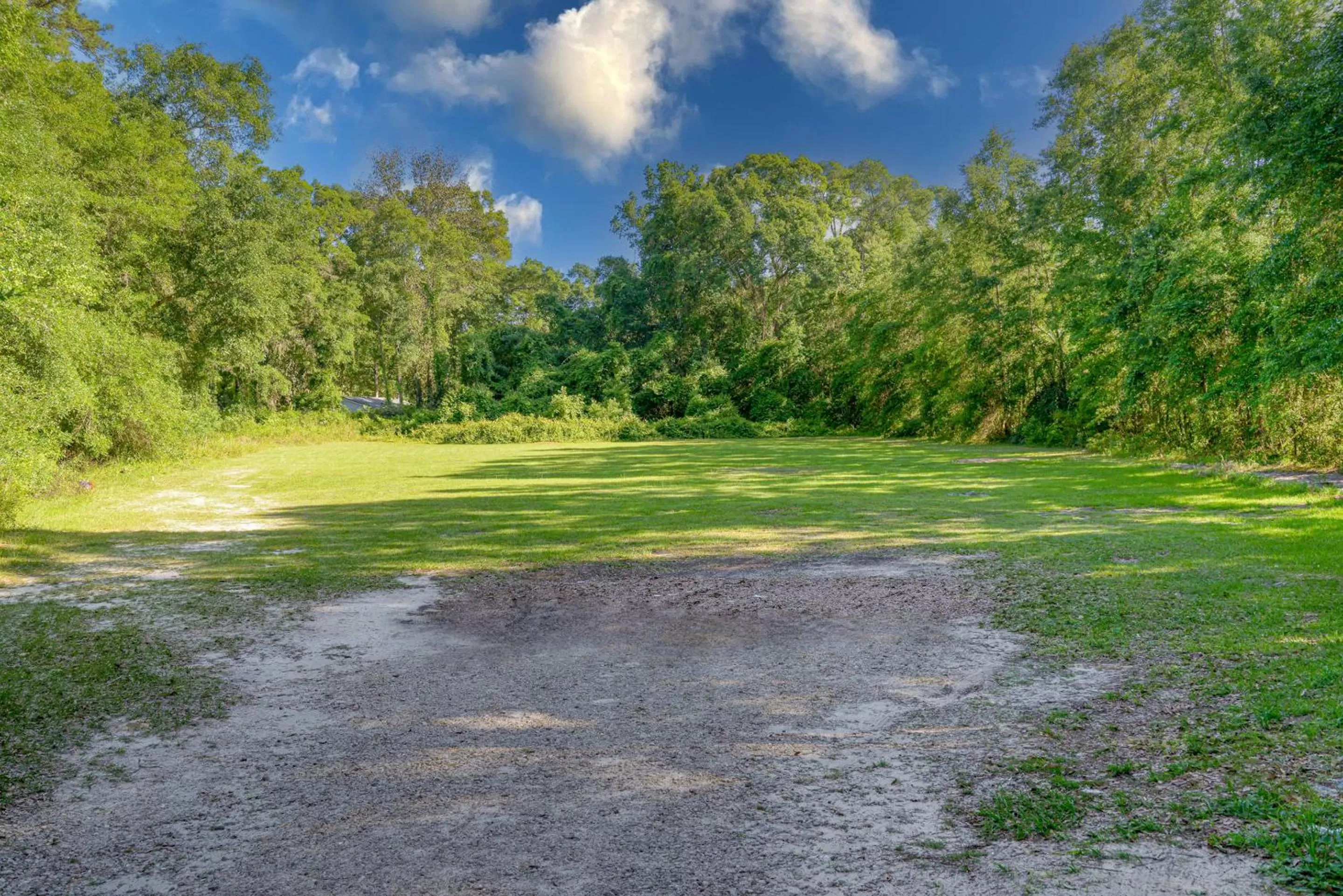 Property building in Red Roof Inn Tallahassee East