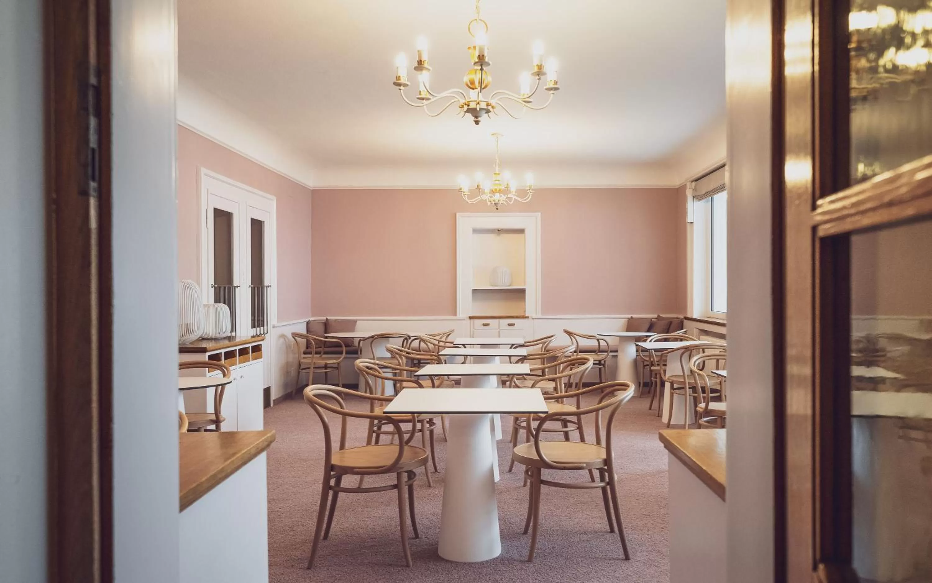 Meeting/conference room in Hotel National by Mountain Hotels