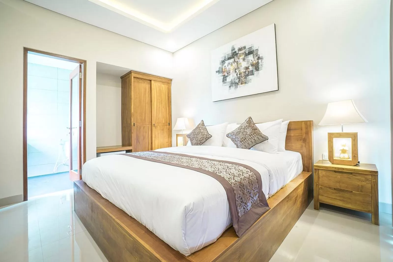 Bed in Putih DCarik Ubud