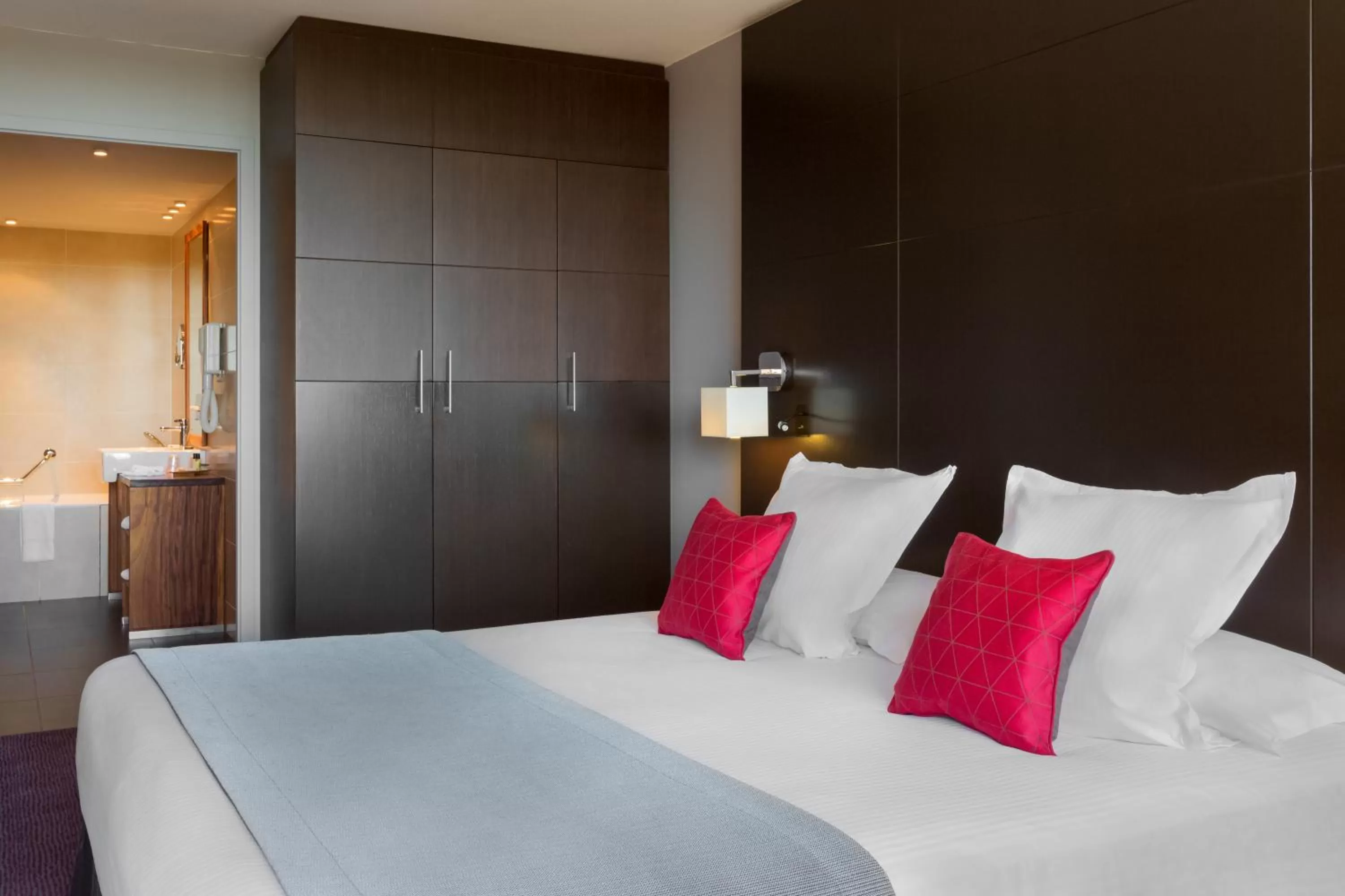 Bed in Abbaye des Capucins Spa & Resort