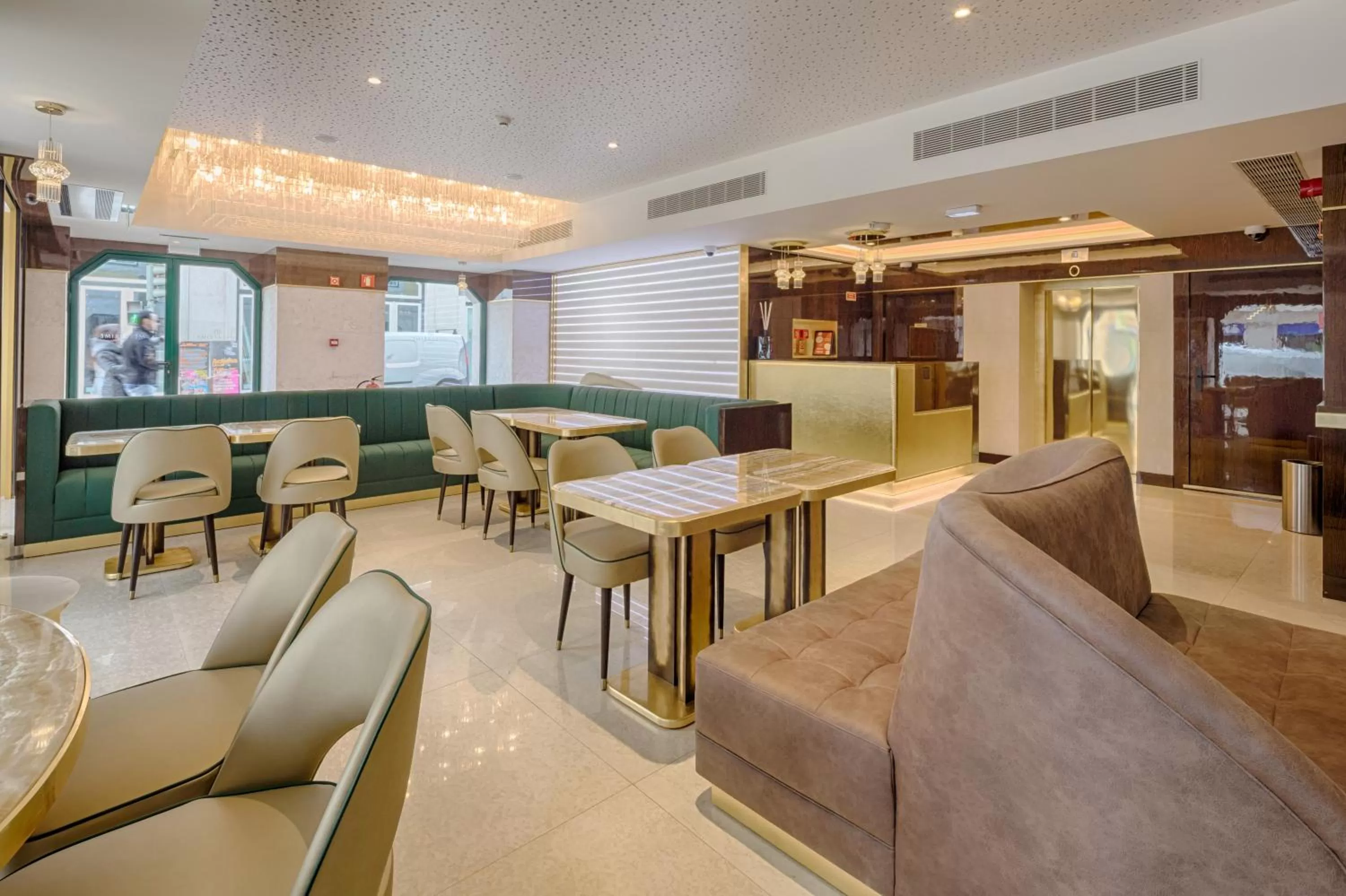 Restaurant/places to eat in Hotel MeraPrime Gold Lisboa