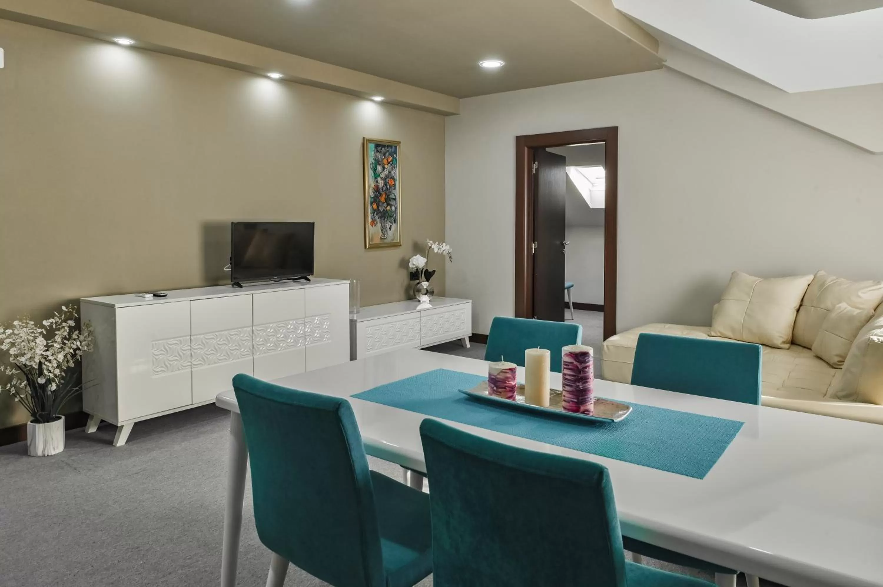 Dining area in Garni Hotel Aline