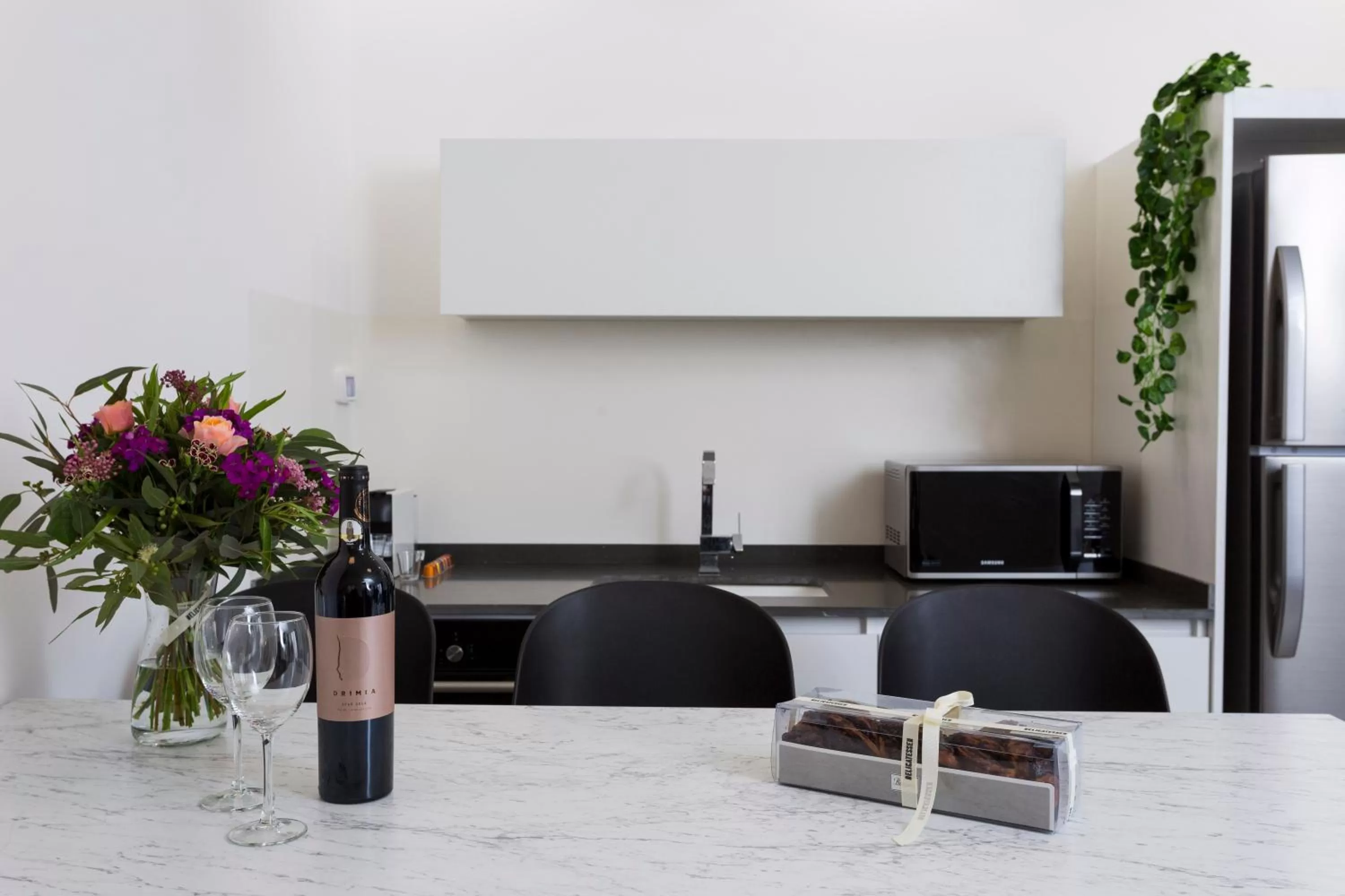 Kitchen or kitchenette in Emilia TLV