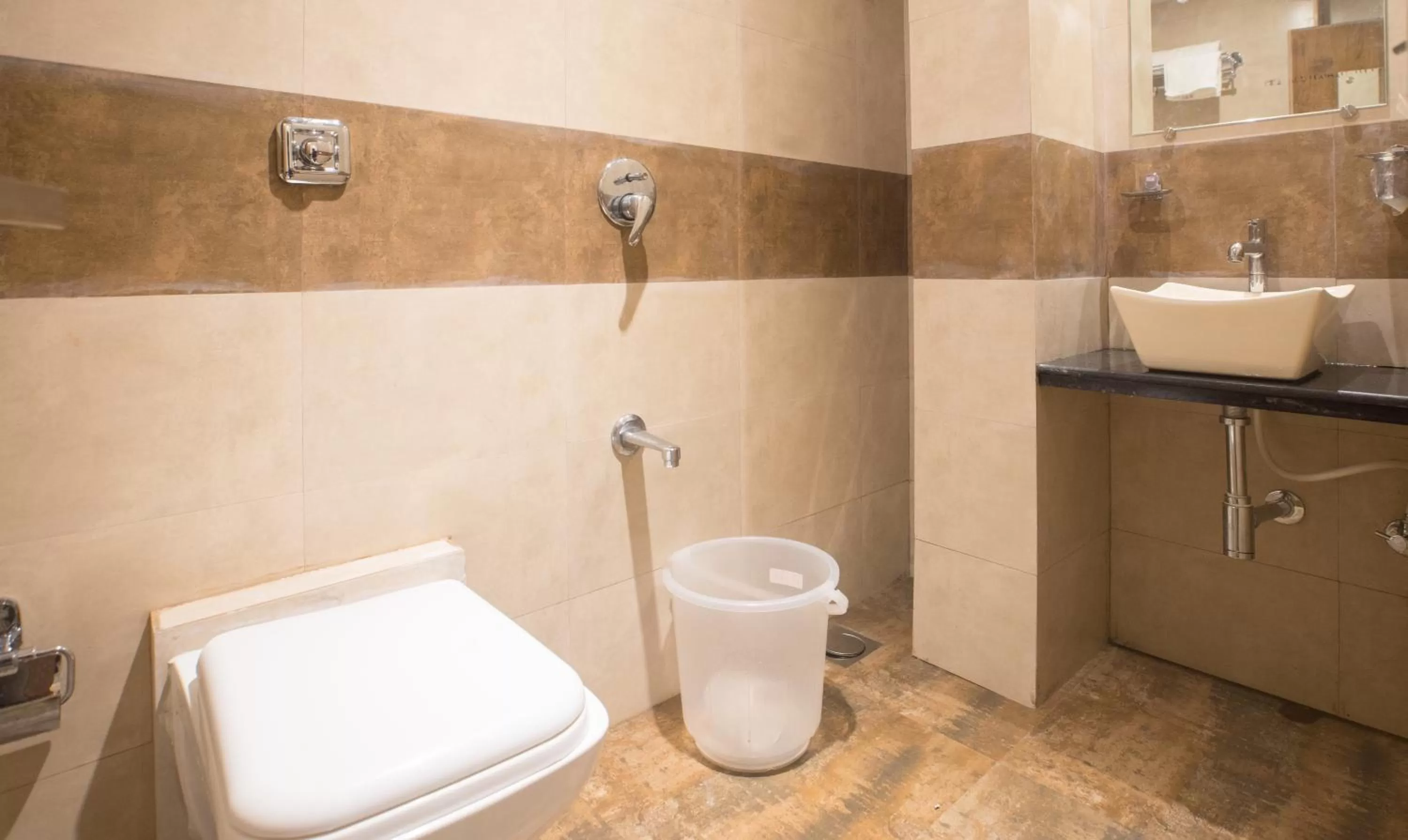 Bathroom in Treebo Amber International