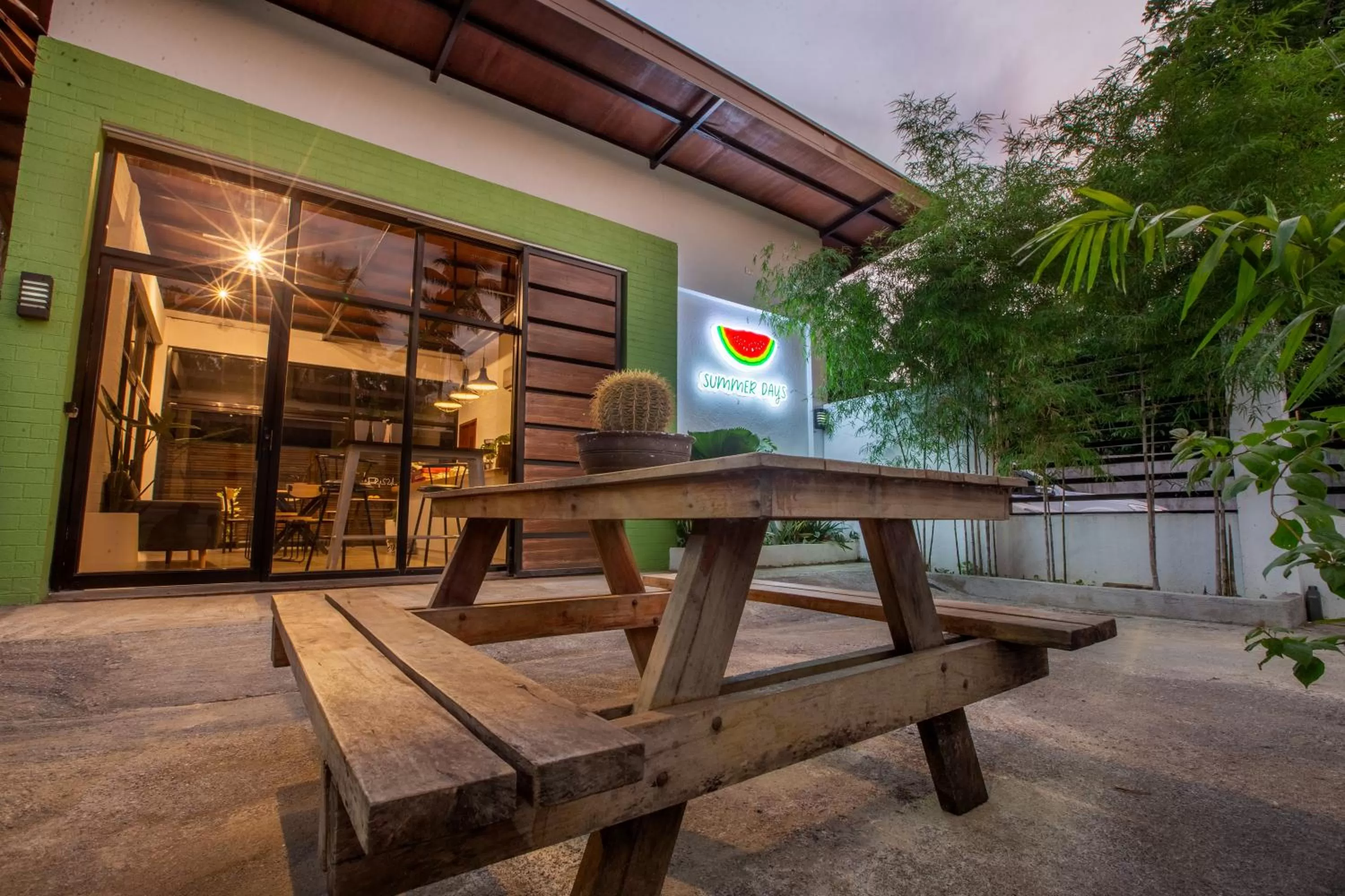 Facade/entrance in Summer Days