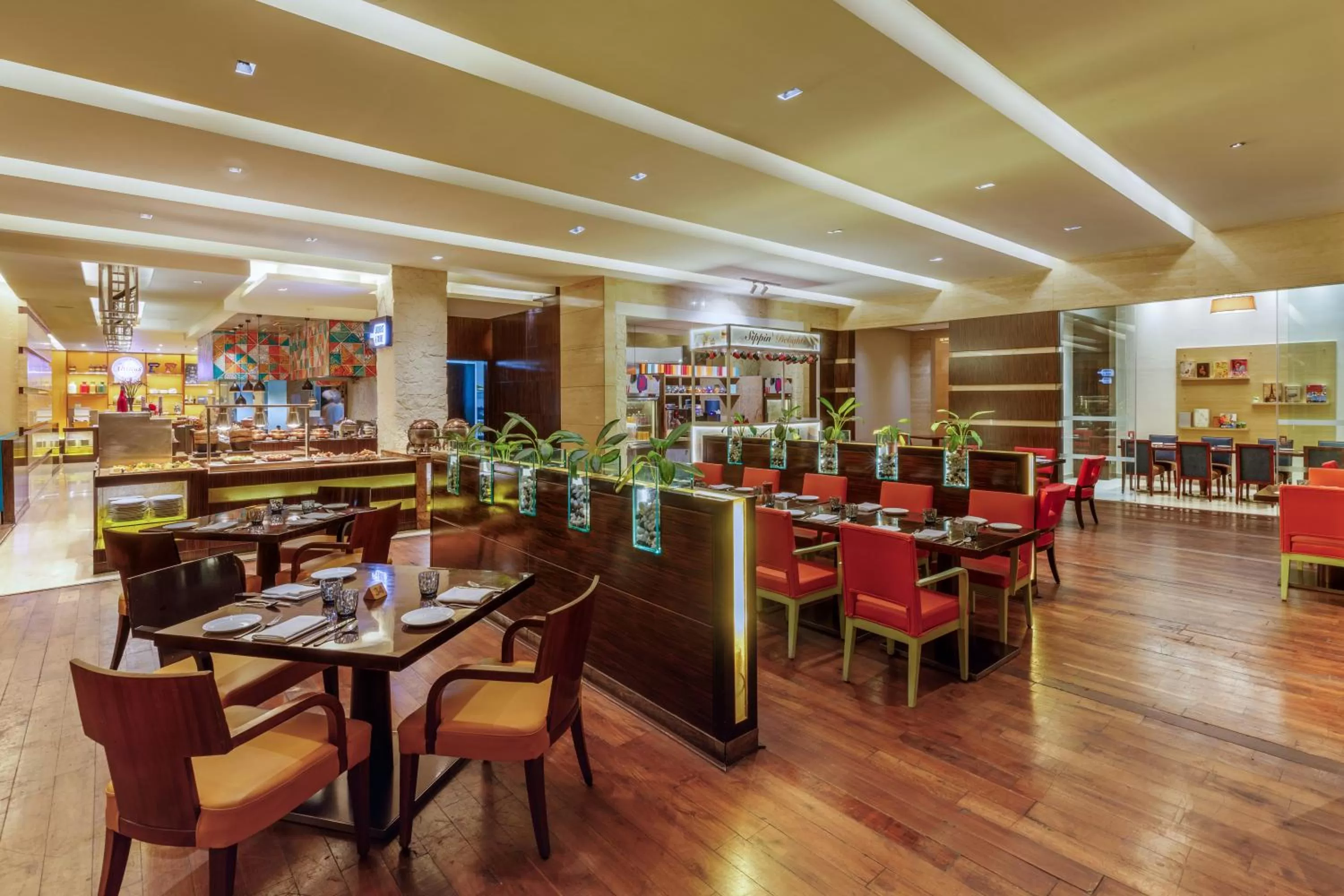 Restaurant/places to eat in Hyatt Regency Pune Hotel & Residences