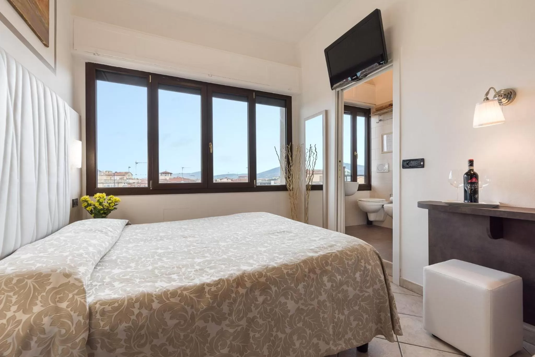 Photo of the whole room, Bed in Hotel Bellavista