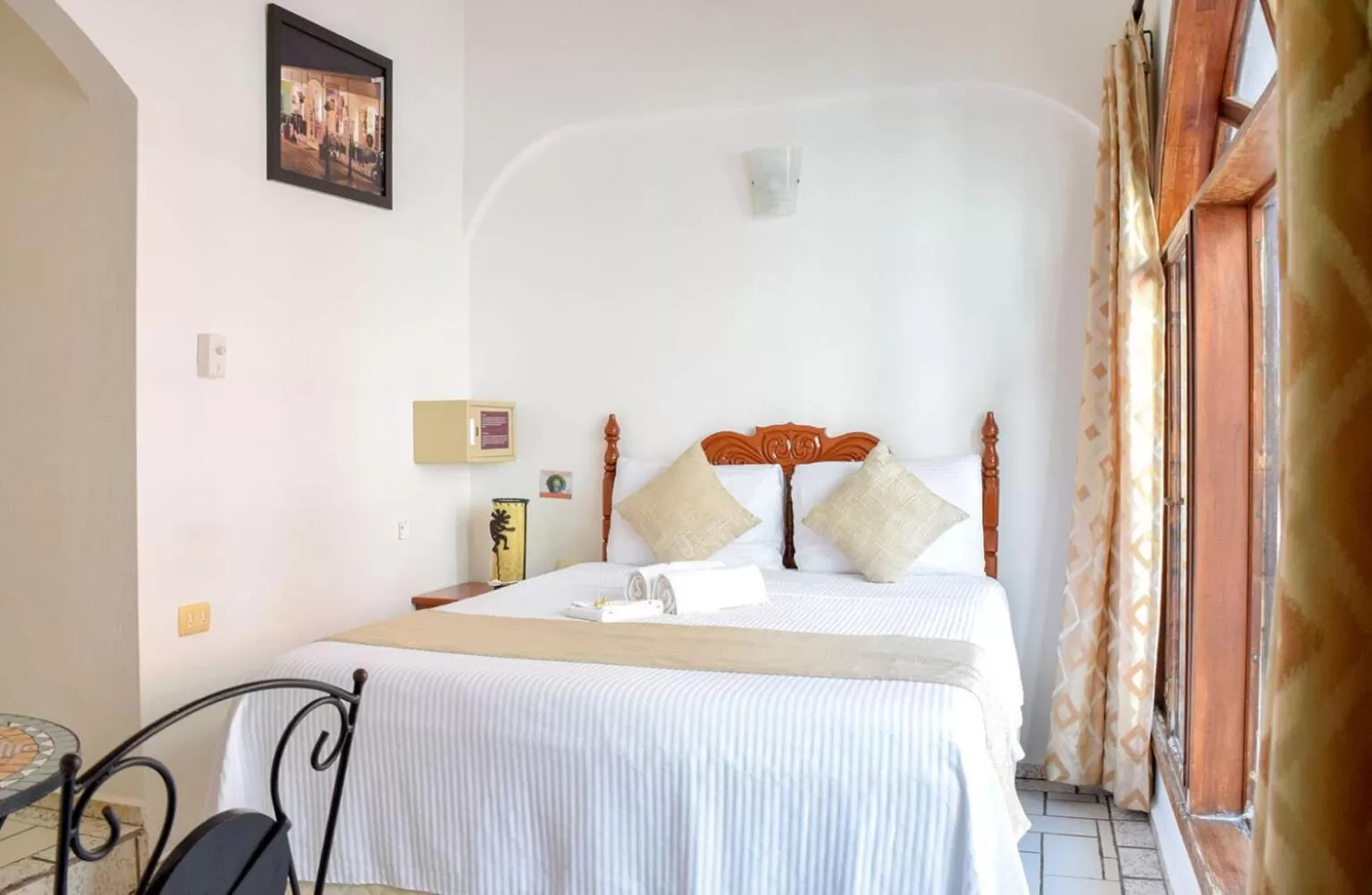 Bed in Hotel Bucaneros Isla Mujeres