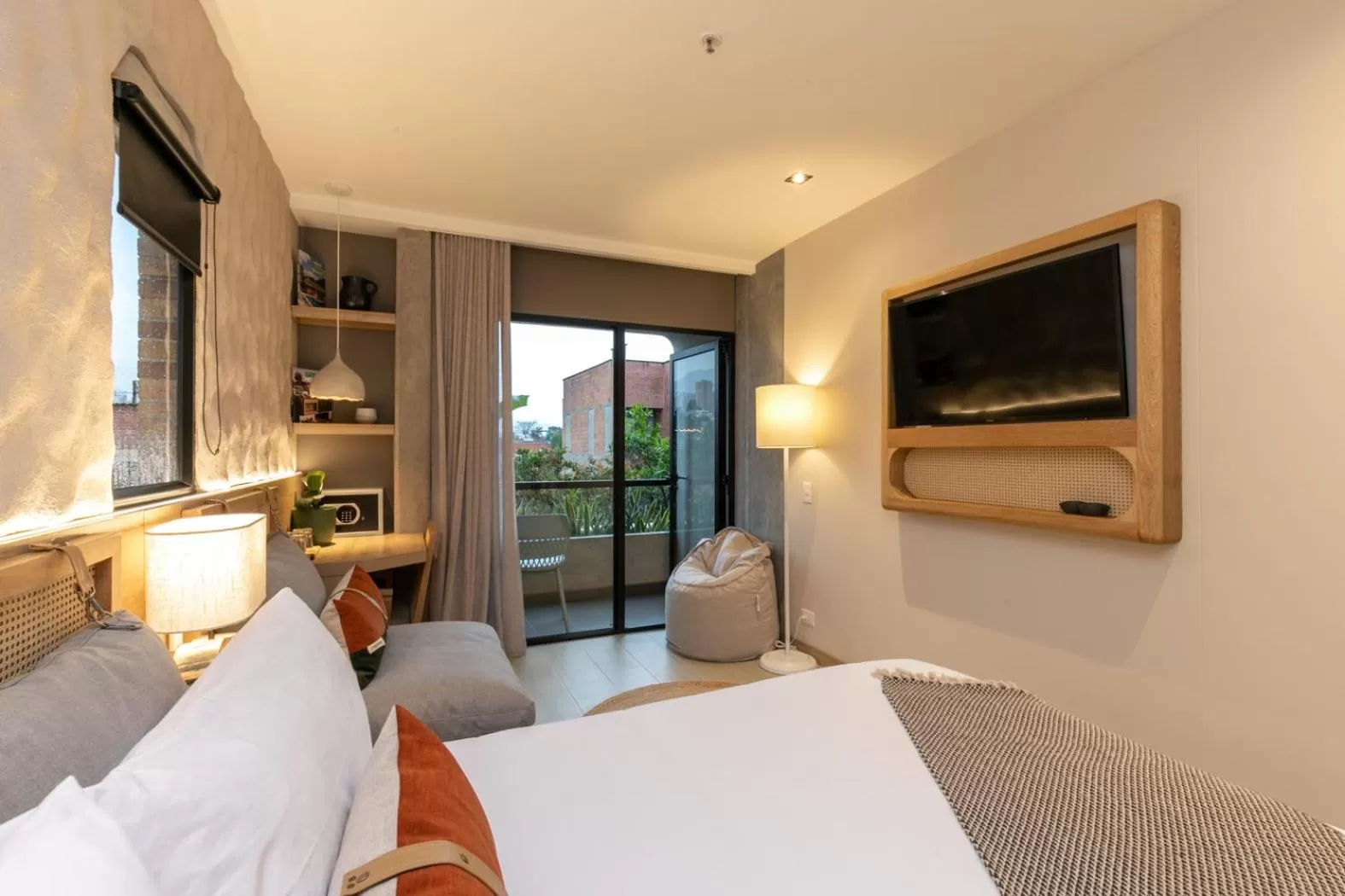 Photo of the whole room, Bed in Landmark Hotel