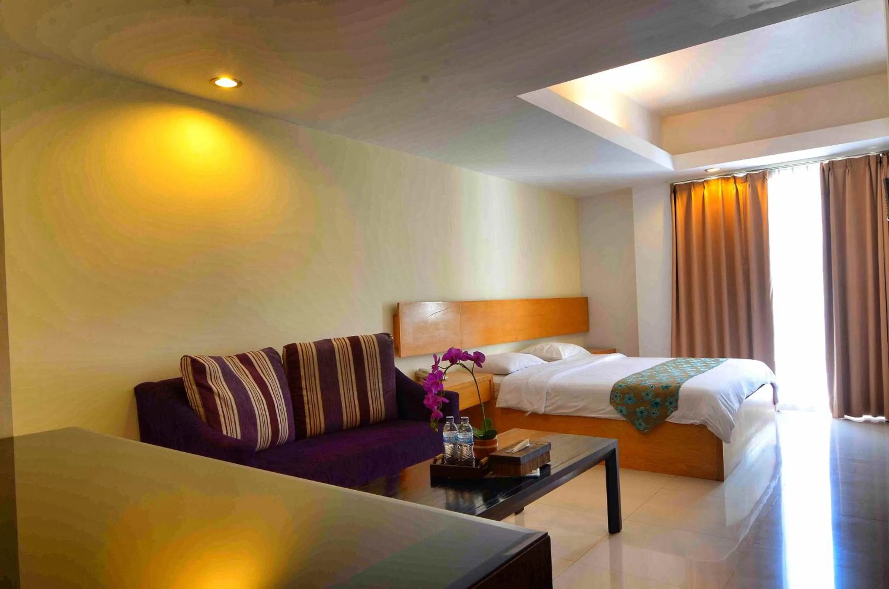 Photo of the whole room, Bed in Sunset Residence and Condotel