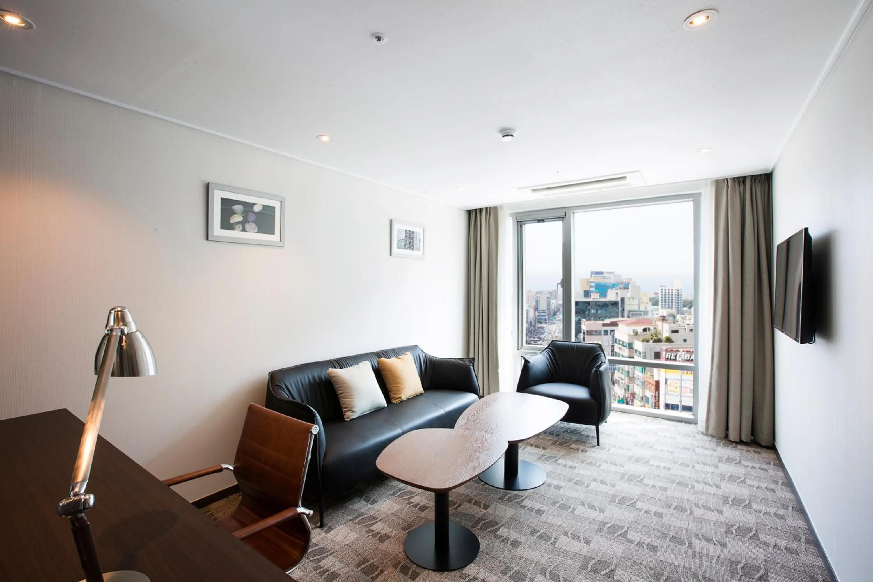 Ramada by Wyndham Jeju City Hall