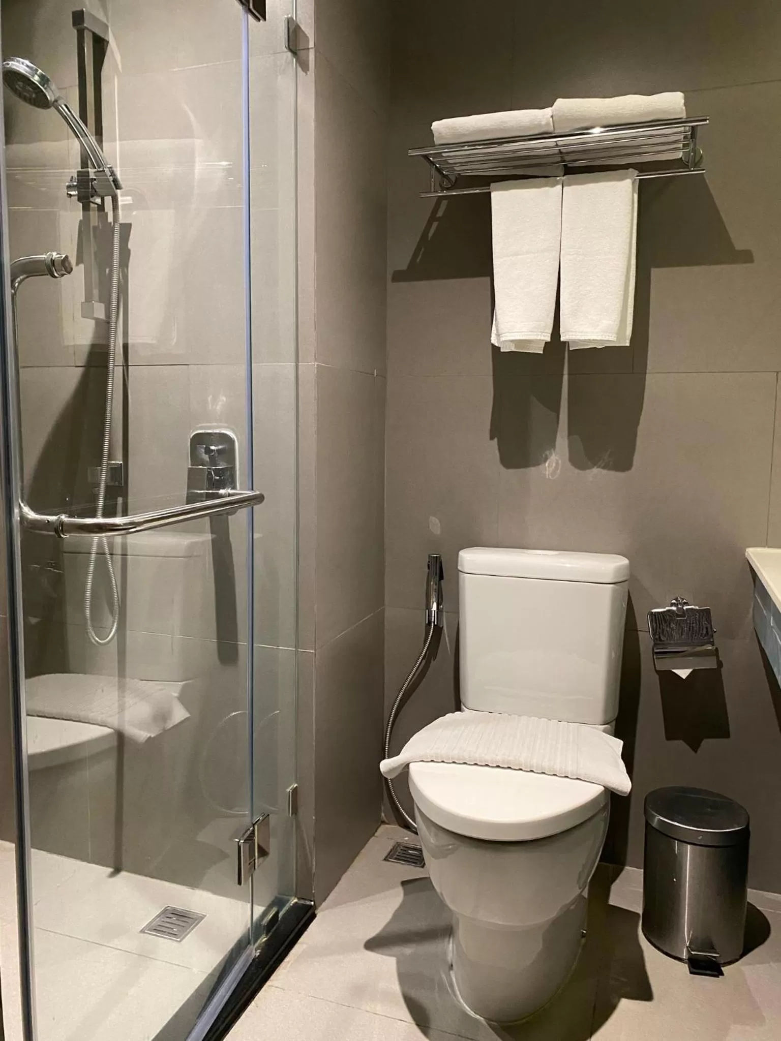 Toilet in The Quarter Ladprao by UHG