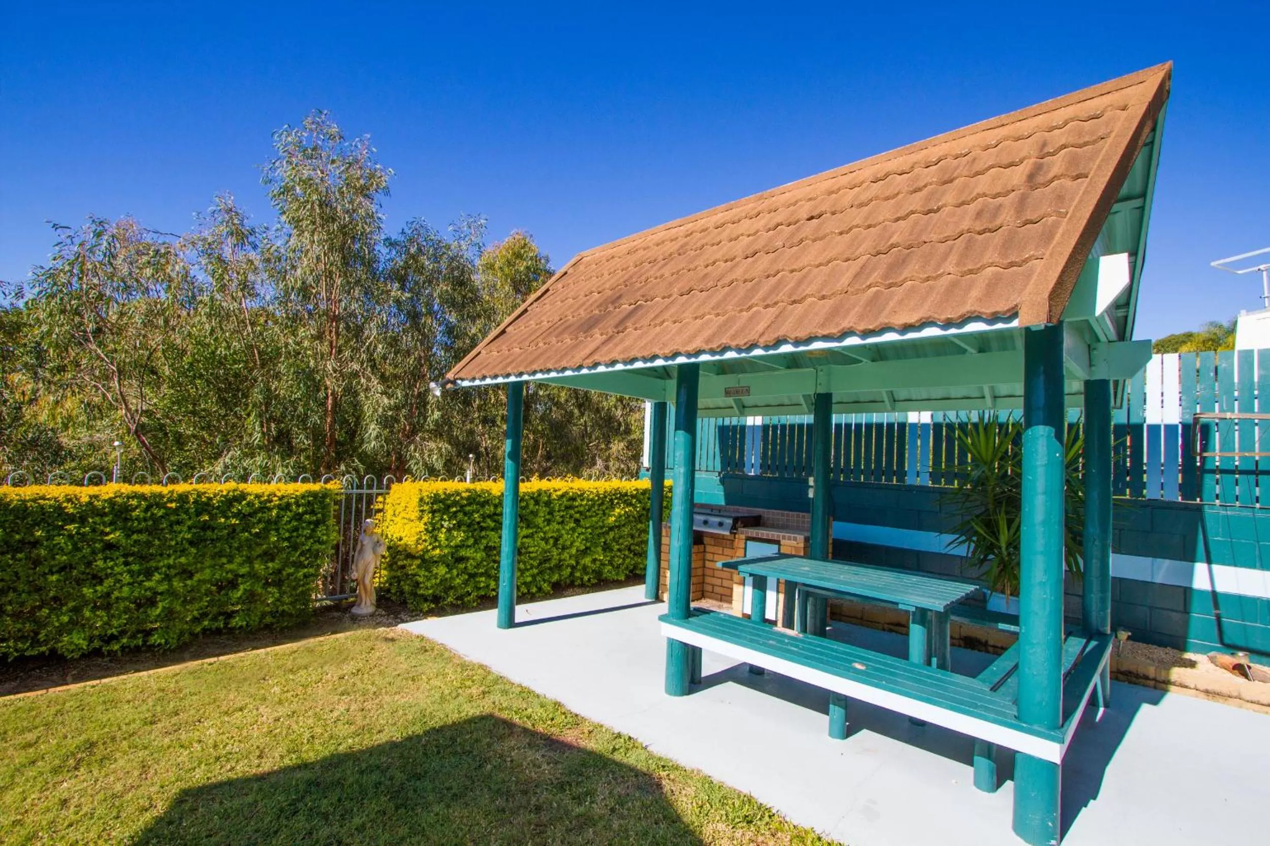 Garden in Tannum On The Beach Motel