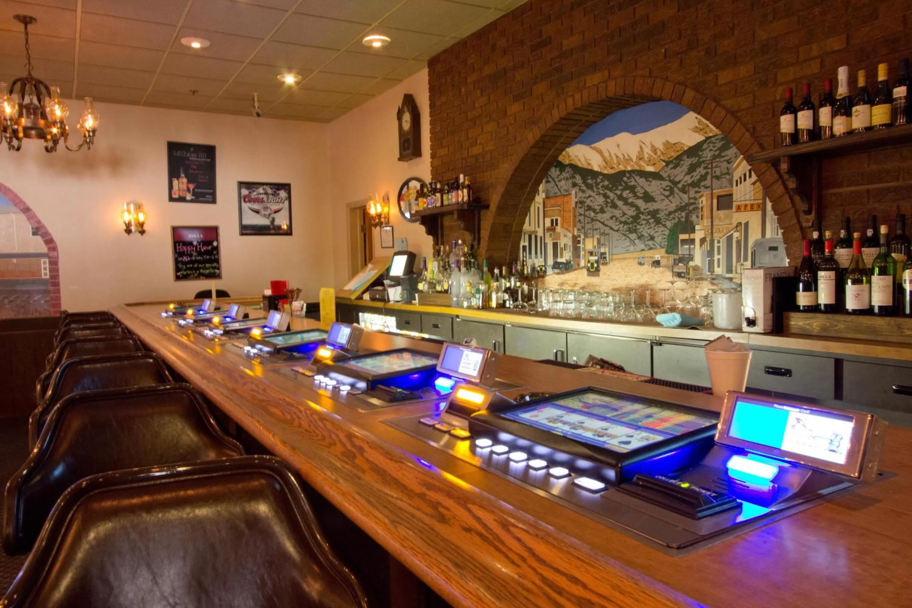 Lounge or bar, Restaurant/Places to Eat in Jailhouse Motel and Casino