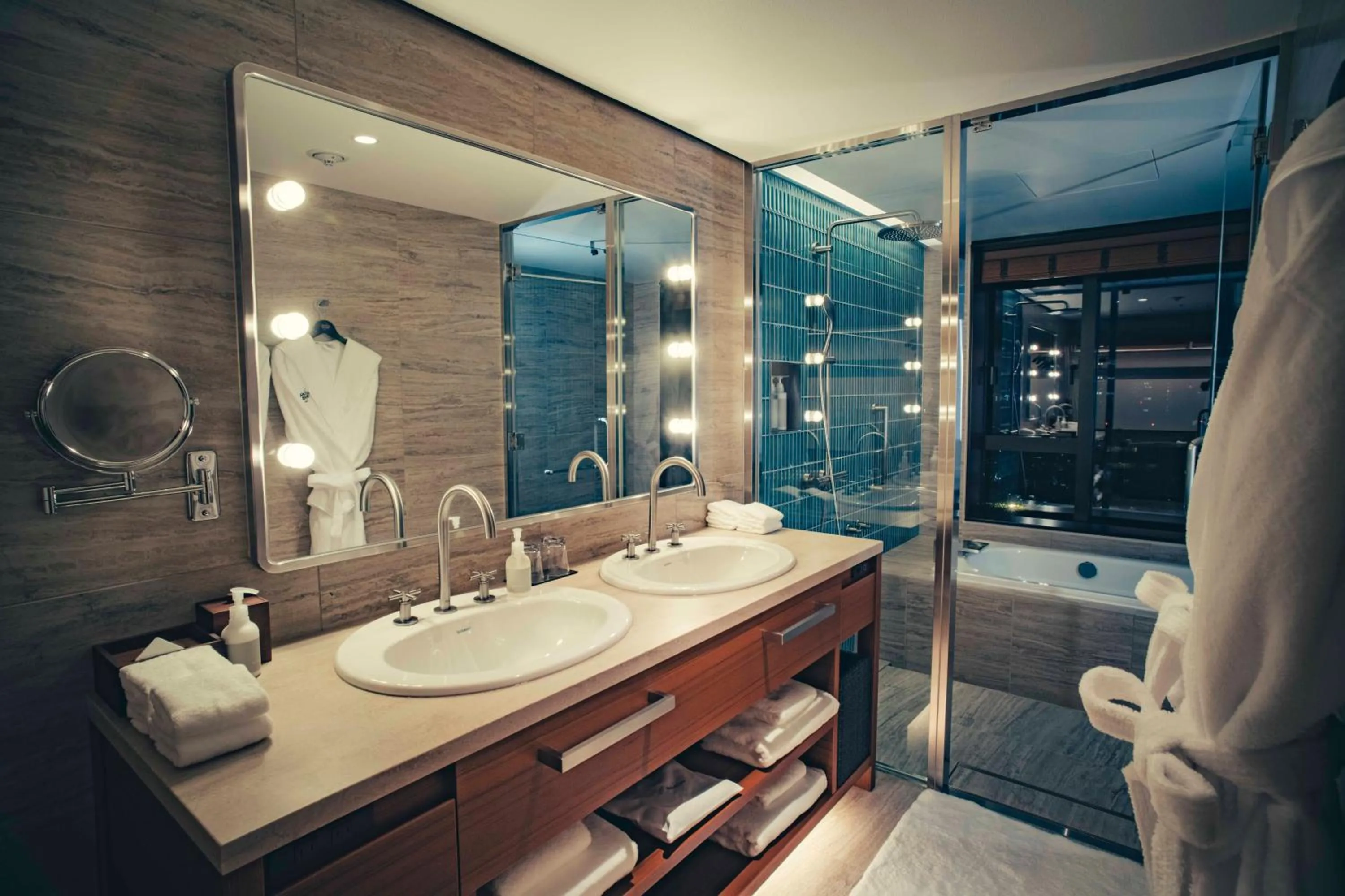 Bathroom in THE AOYAMA GRAND HOTEL