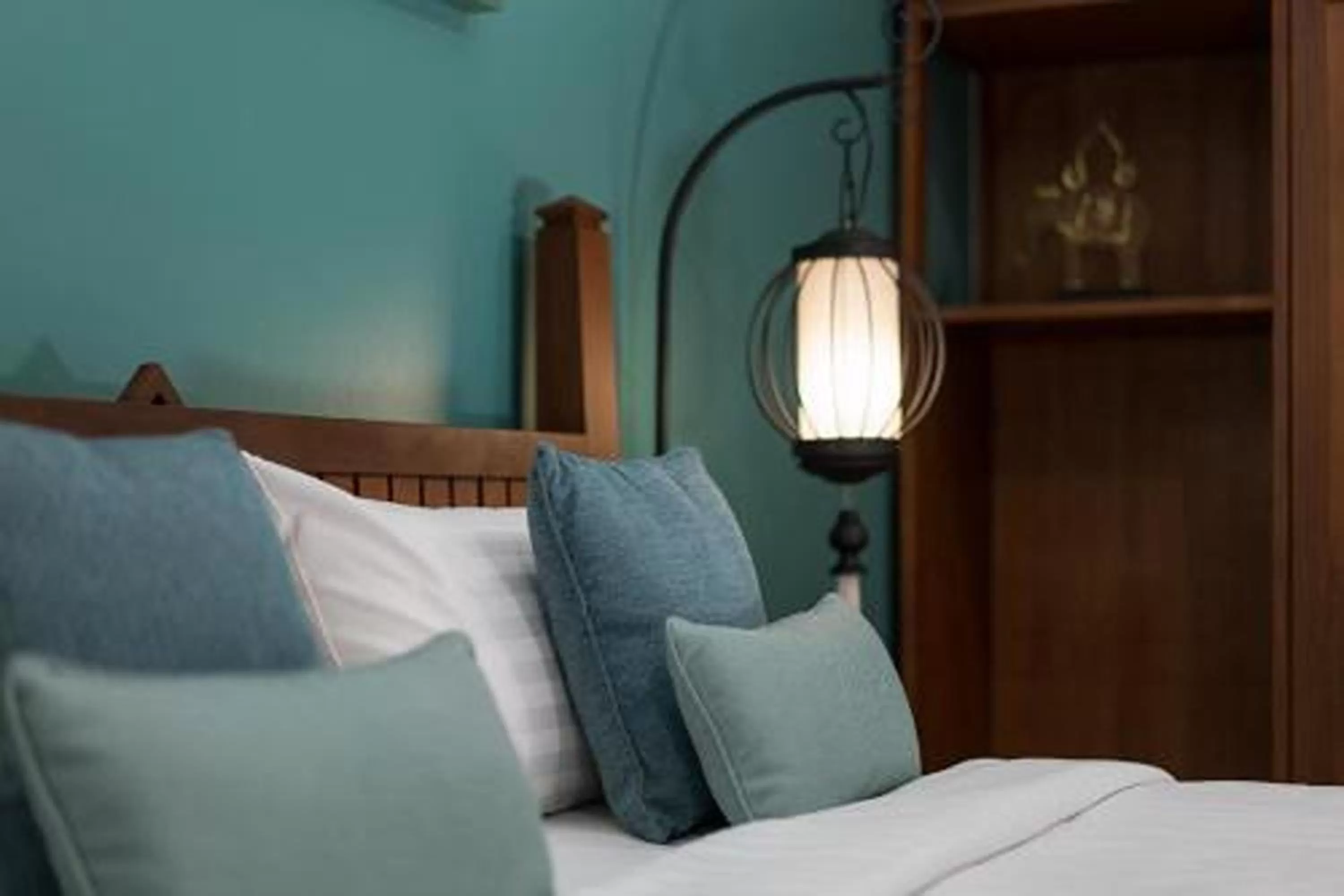 Bed in Villa Sanpakoi