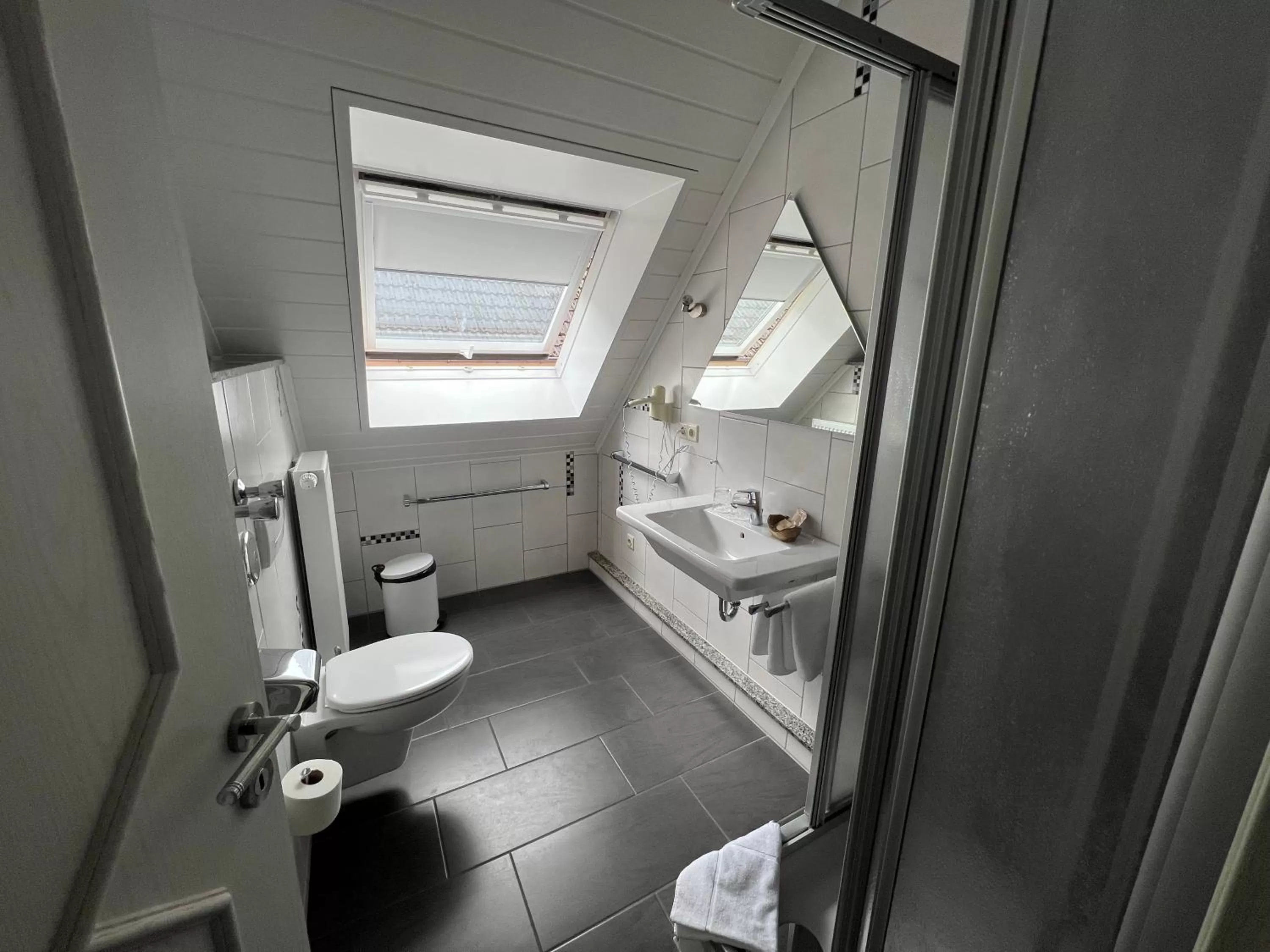Bathroom in Hotel Rehkitz