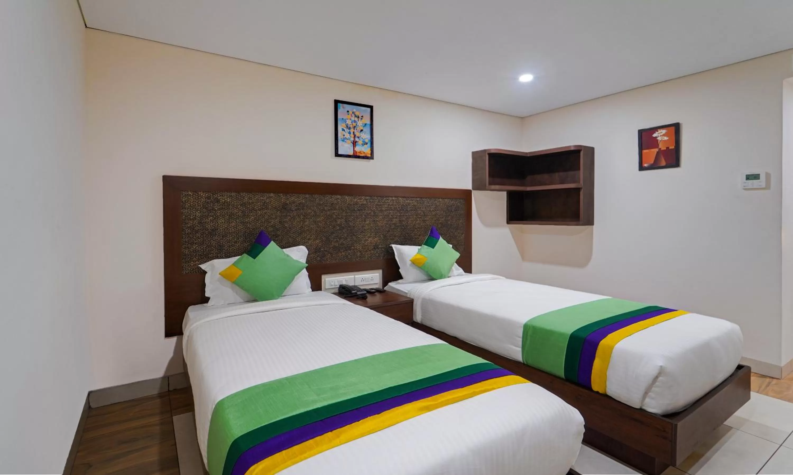 Bed in Treebo Vetri Supreme Residency