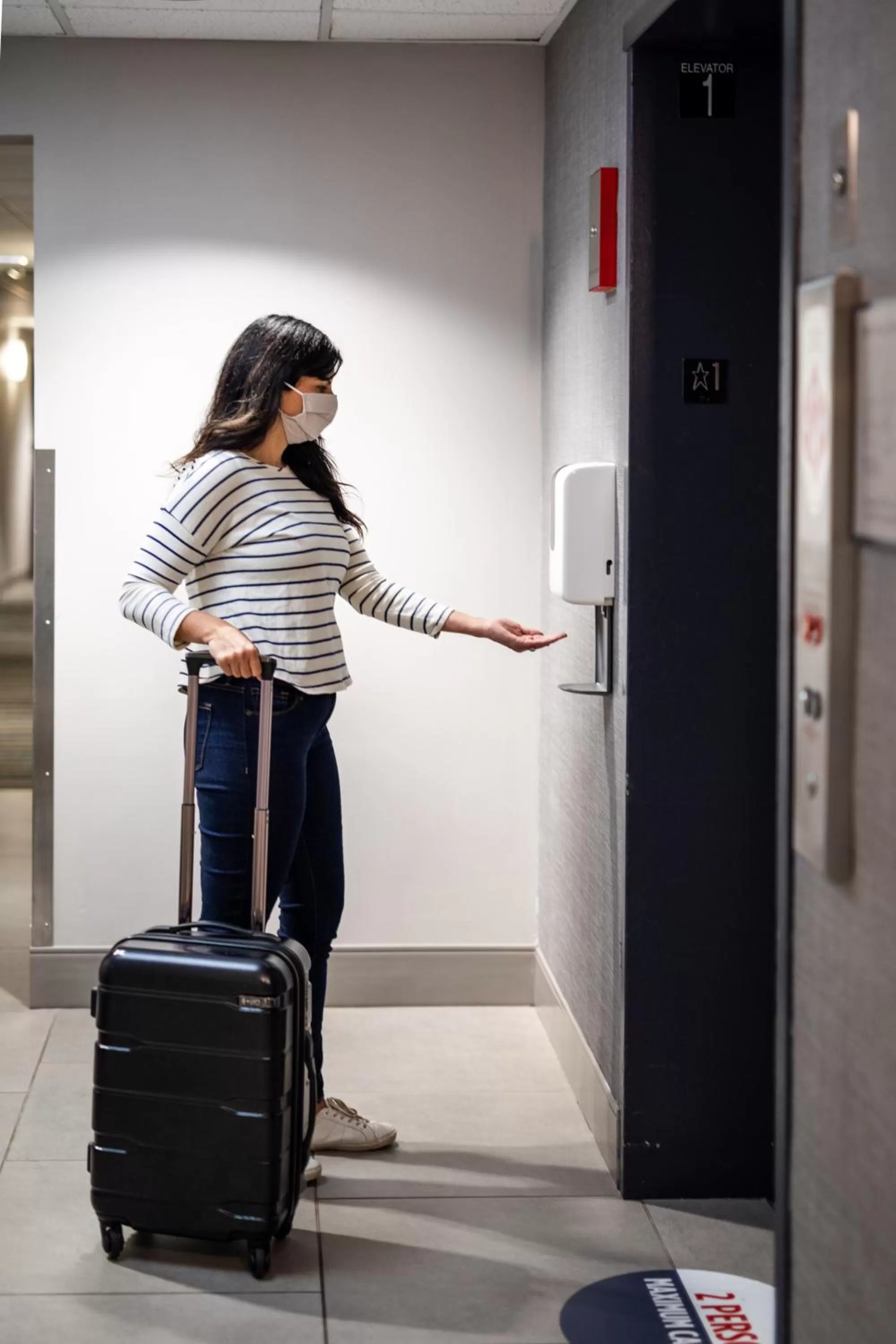 Property building in Country Inn & Suites by Radisson, Washington Dulles International Airport, VA