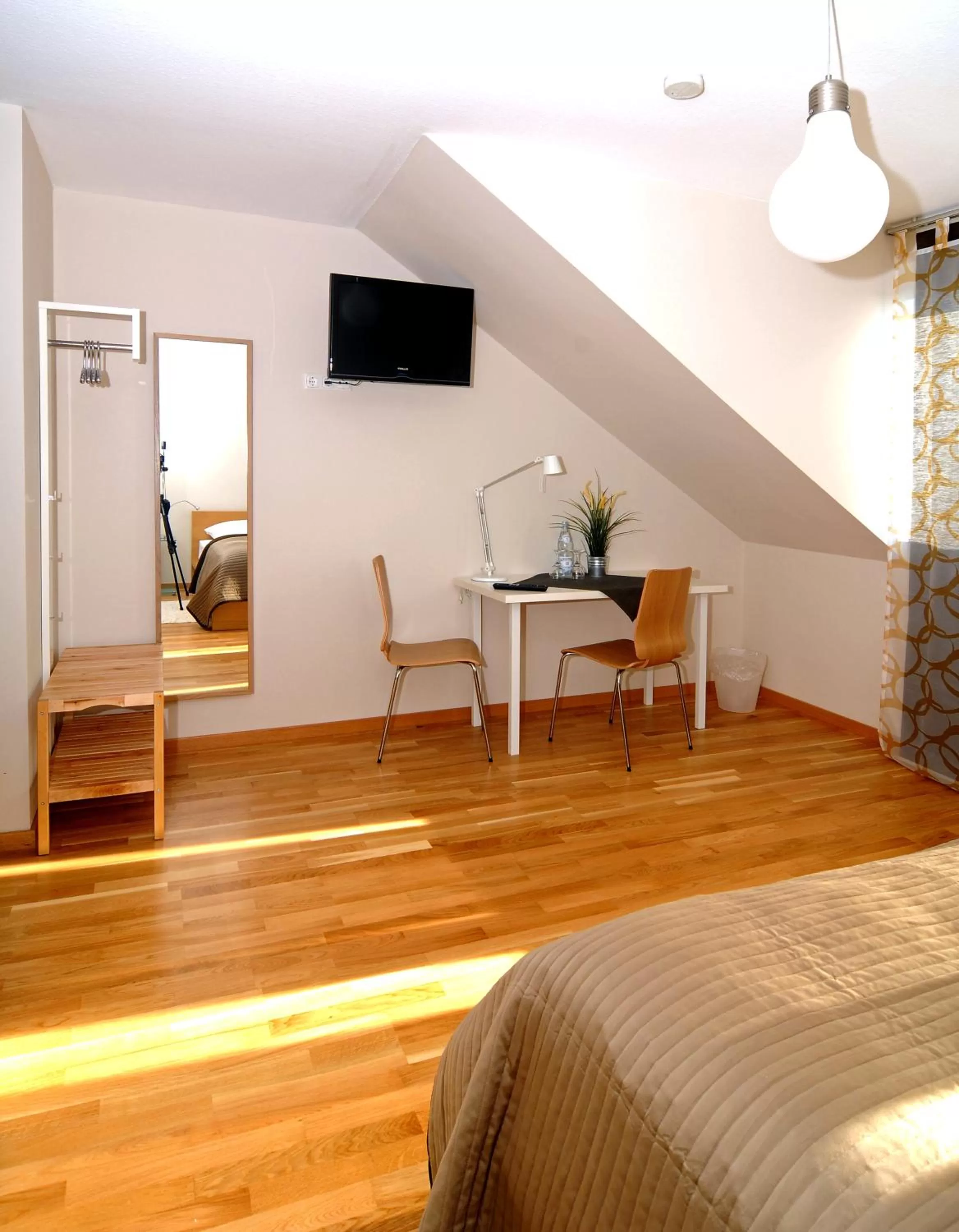 Photo of the whole room, Bed in Scheid´s Hotel – Restaurant