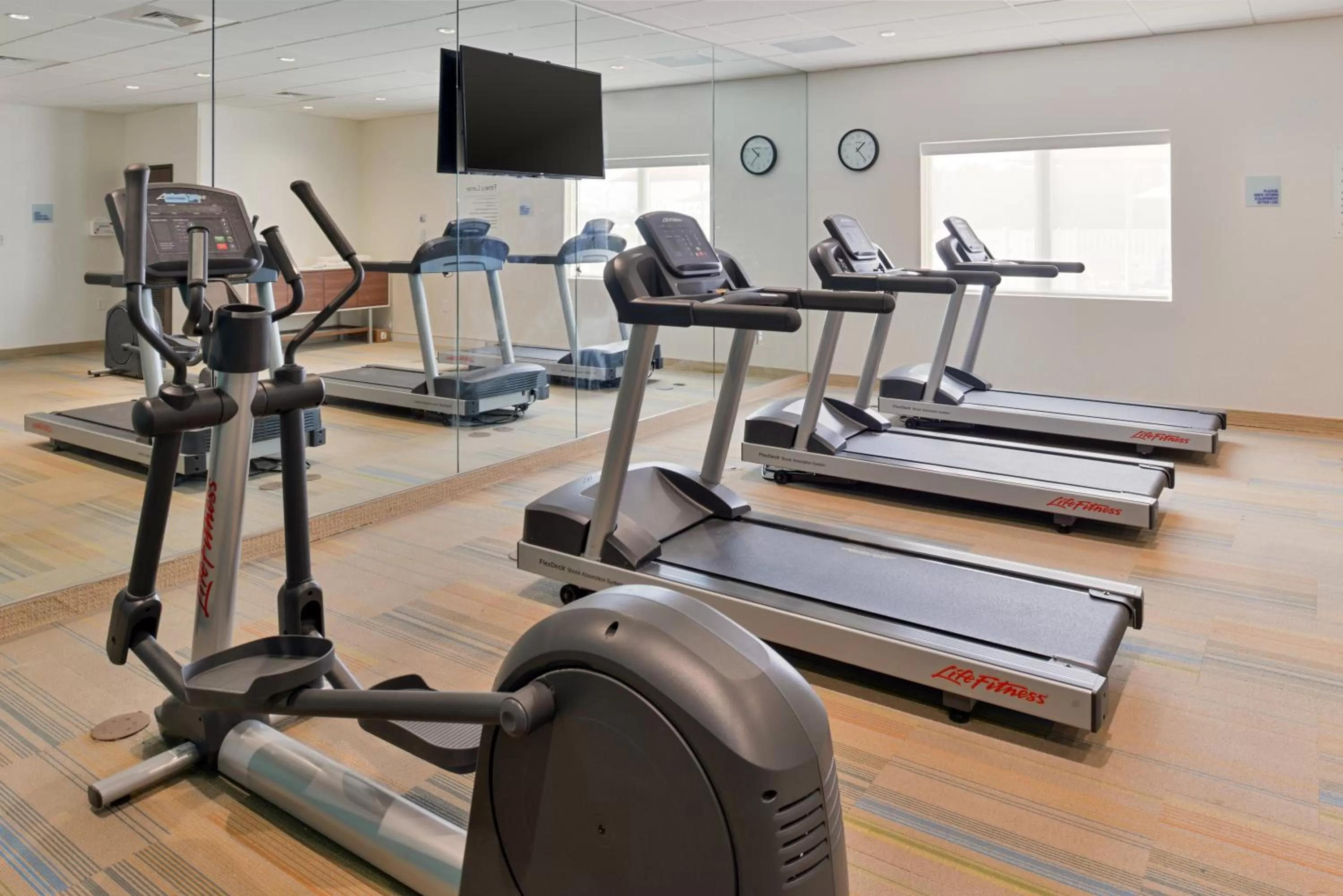 Fitness centre/facilities in Holiday Inn Express & Suites Trinity by IHG