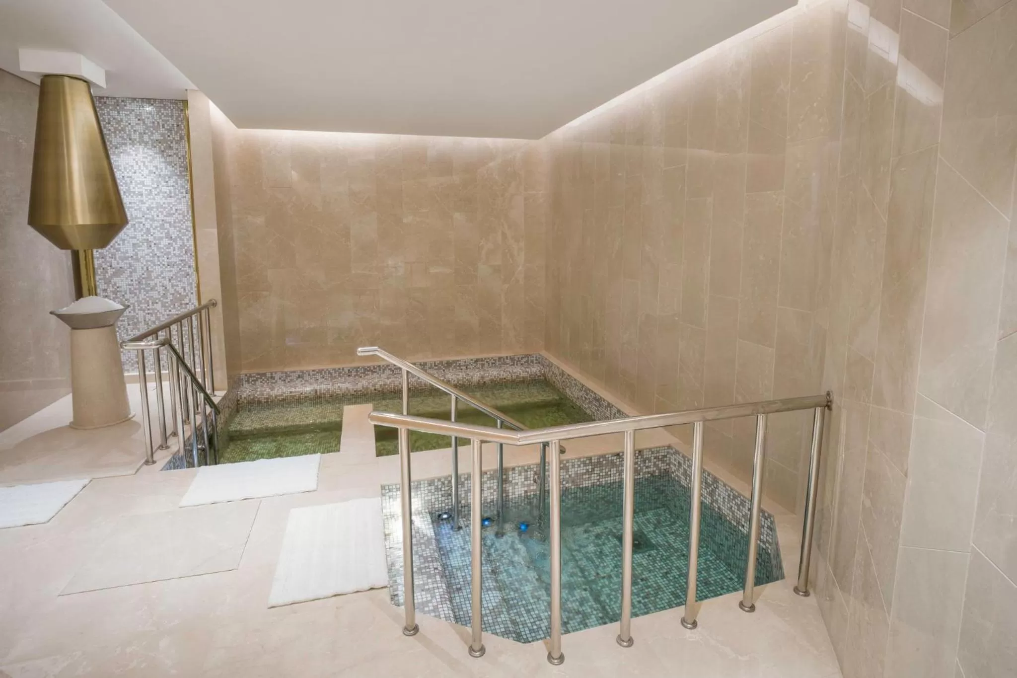 Swimming pool, Bed in InterContinental Hotels Jakarta Pondok Indah by IHG