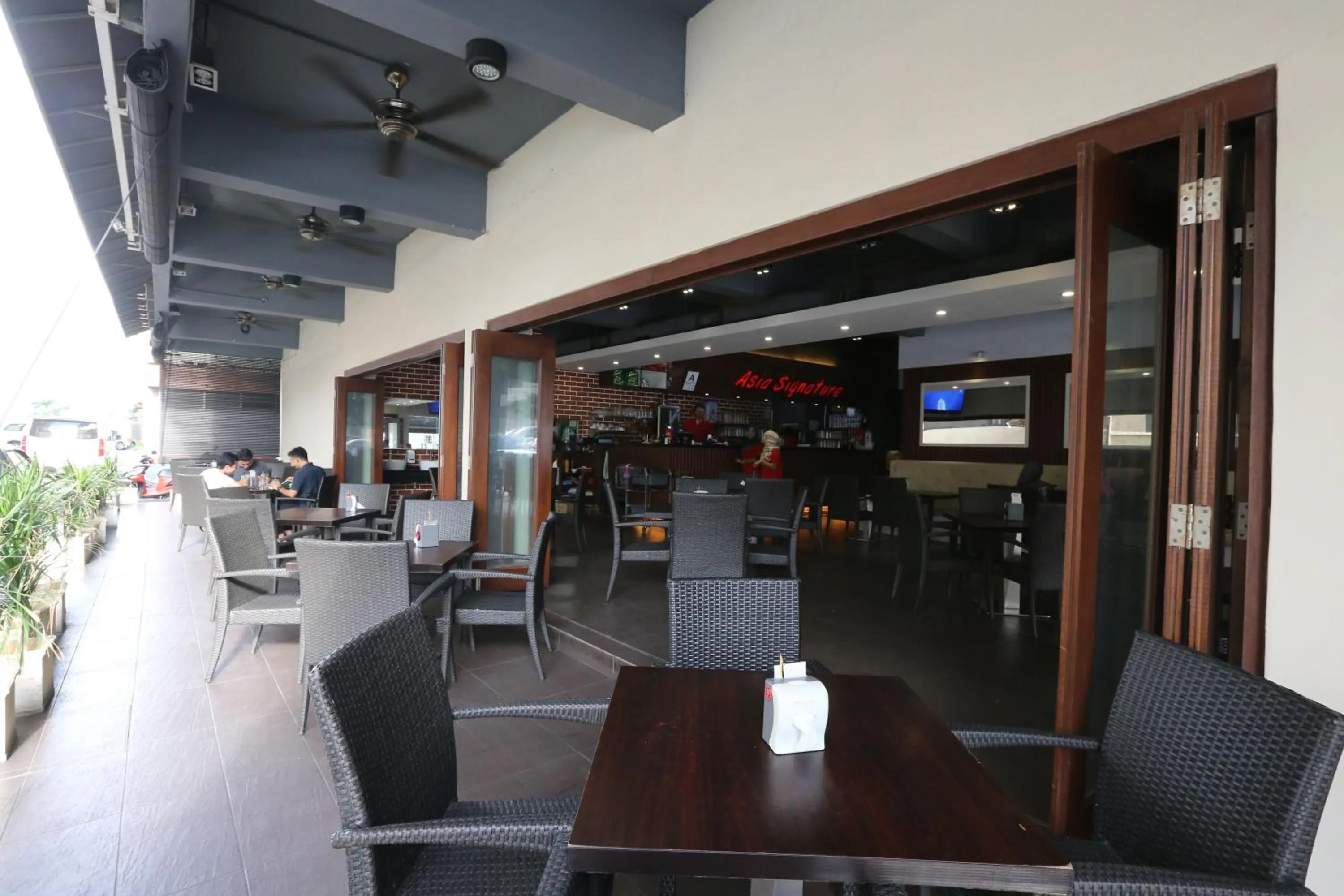 Restaurant/Places to Eat in Asia Premium Hotel Kuala Terengganu