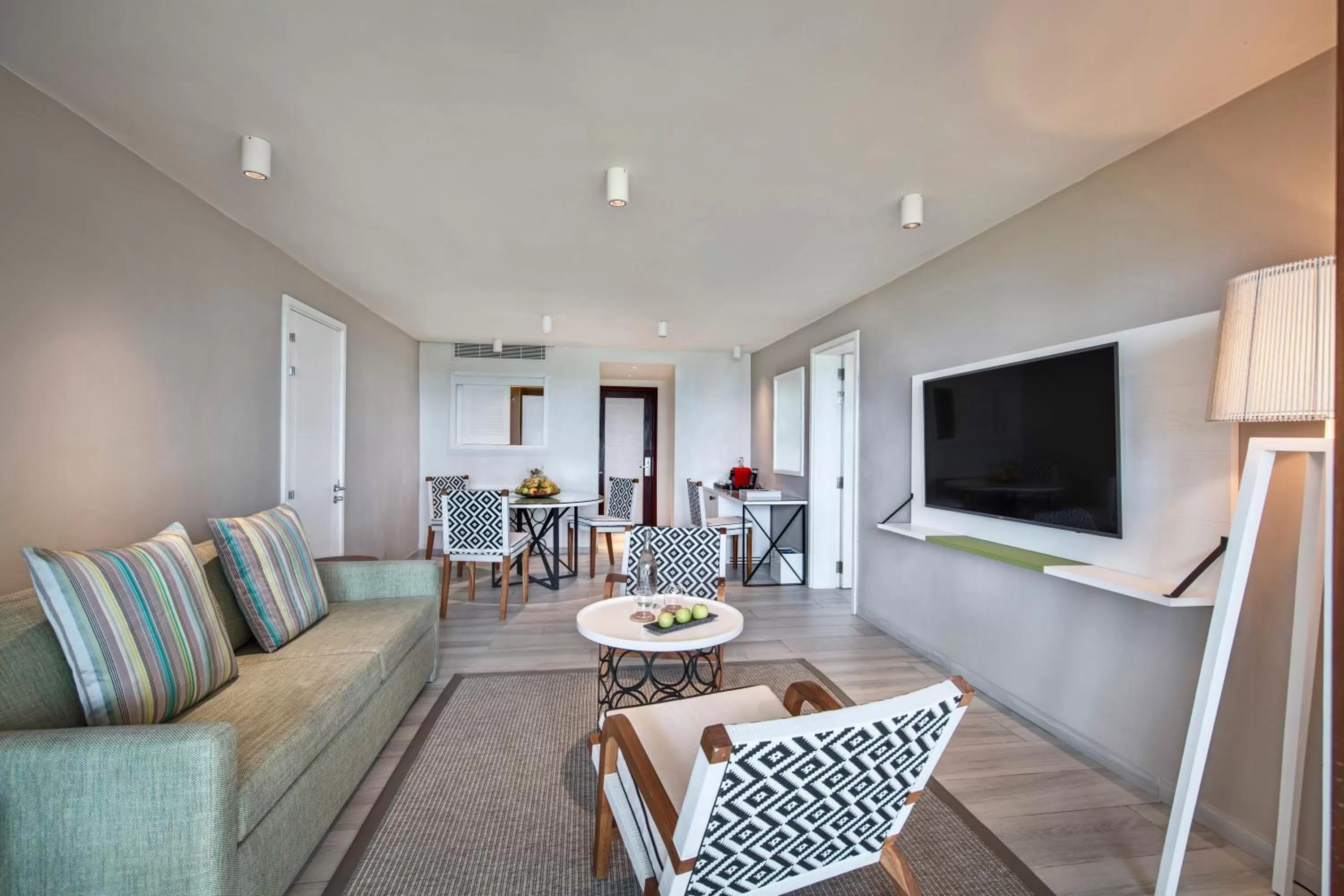 TV and multimedia in Constance Belle Mare Plage