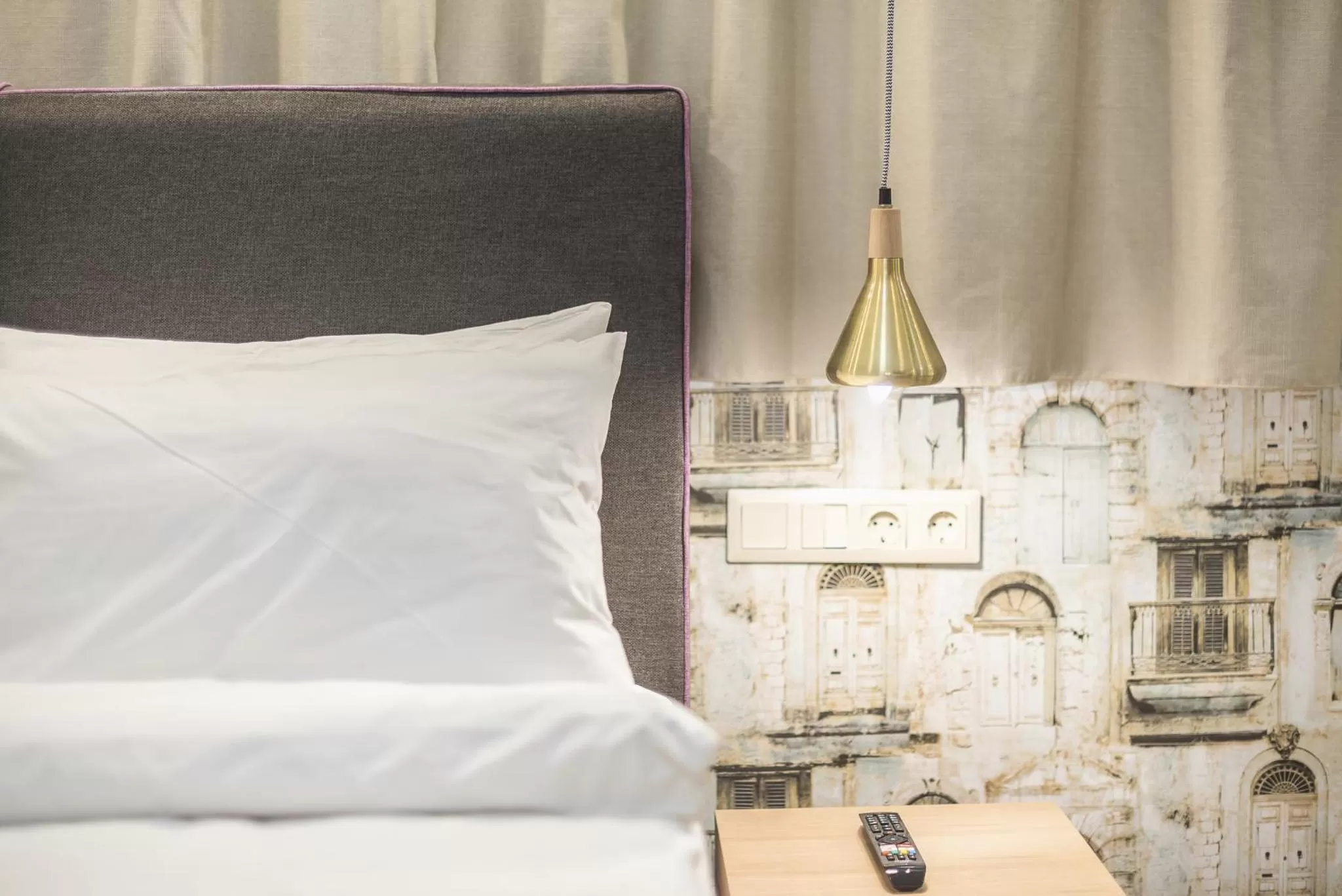 Bed in Athens Lights