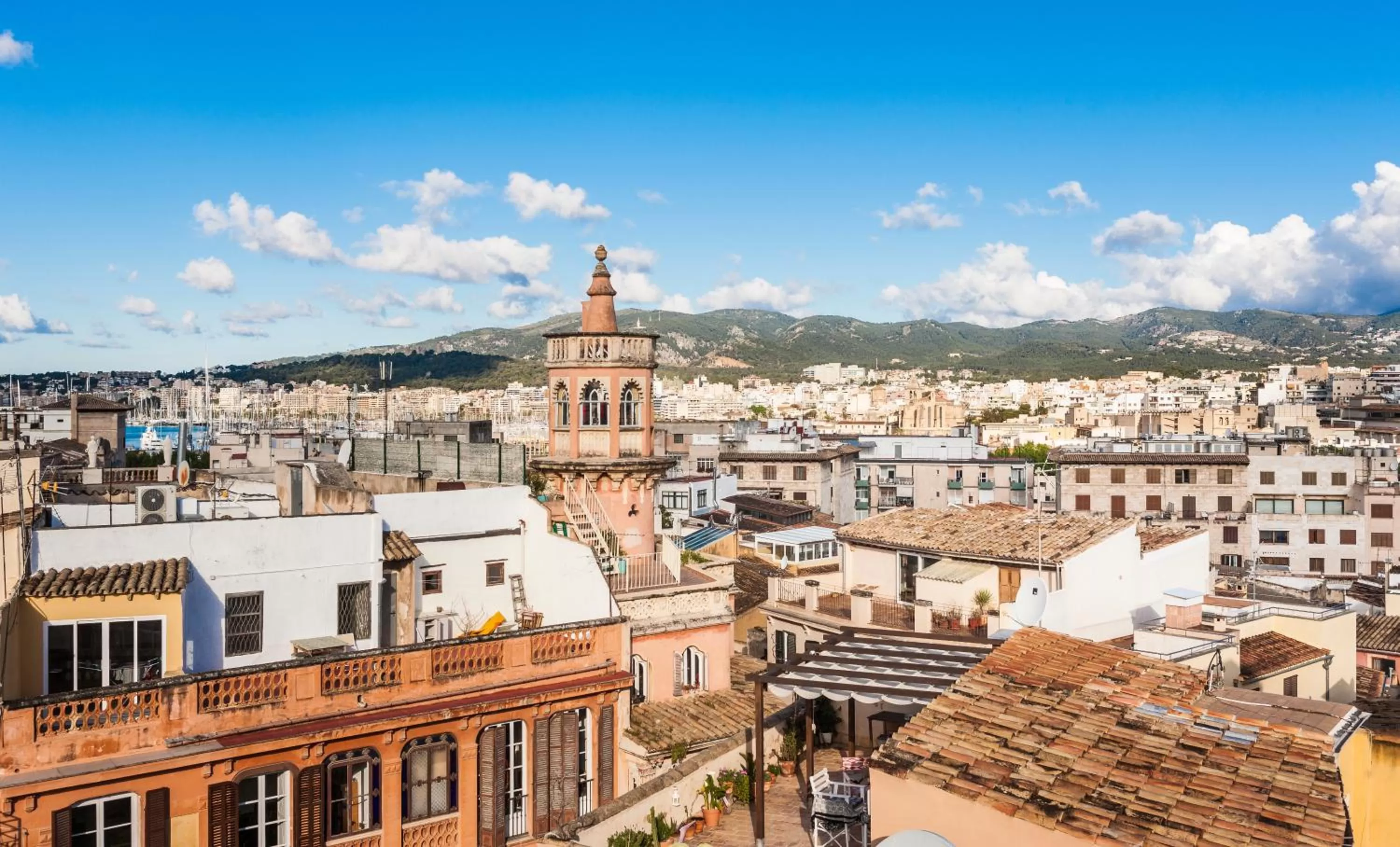 City view in Hotel Cort