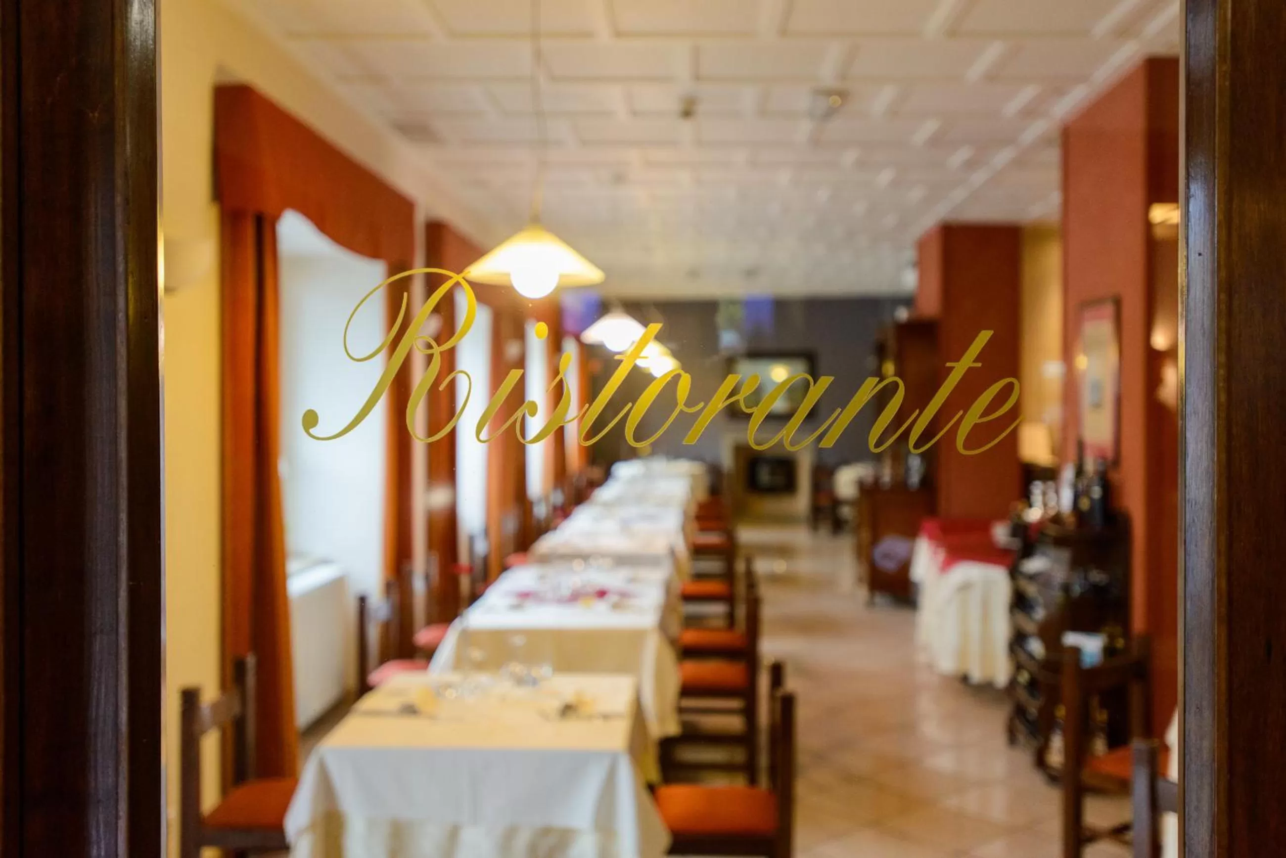Restaurant/places to eat in Bes Hotel Papa San Pellegrino Terme