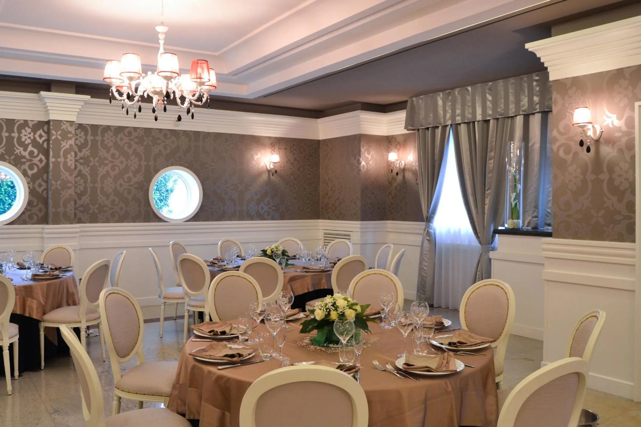 Restaurant/places to eat in Hotel Giulia Ocean Club