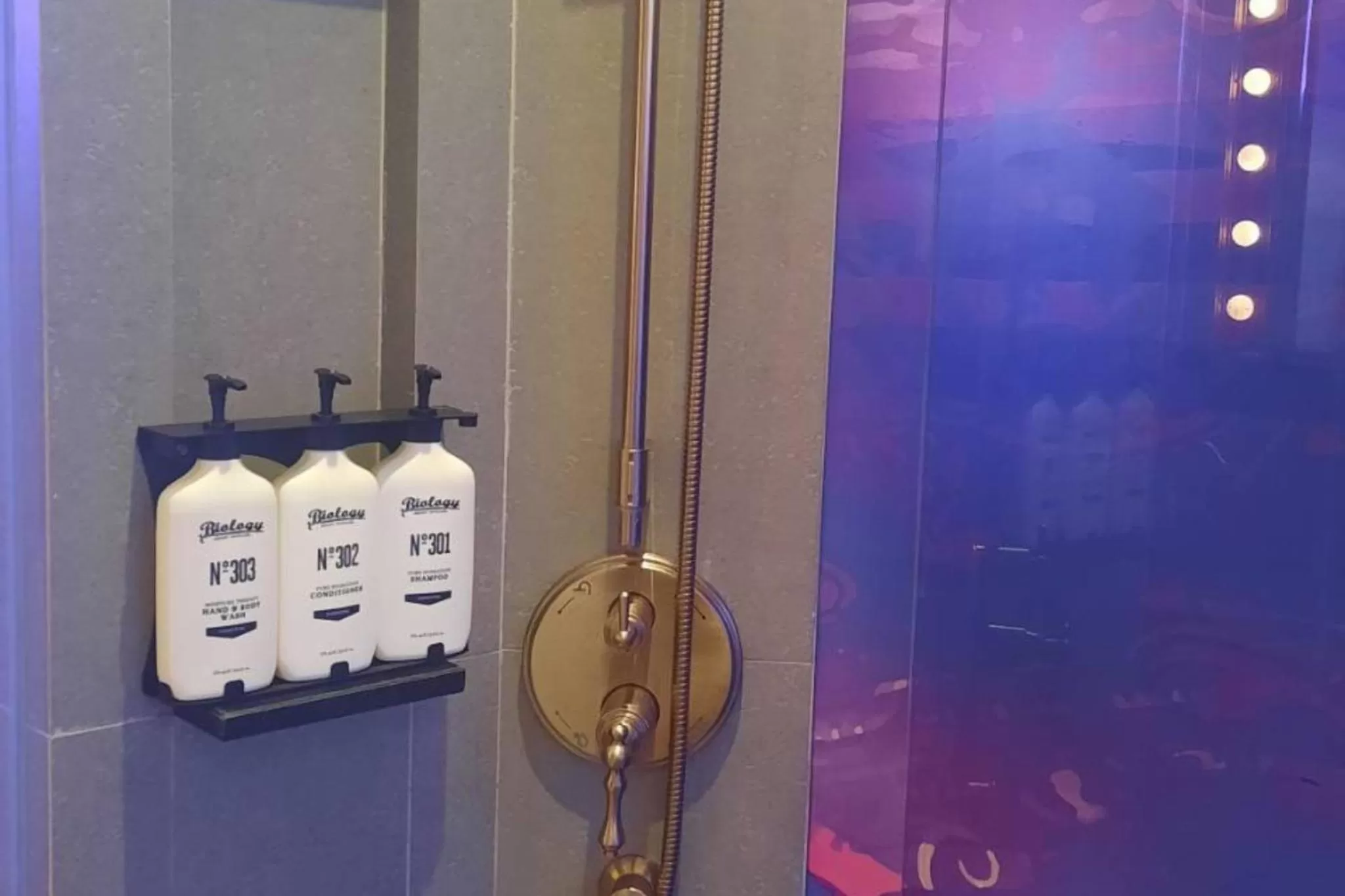 Lobby or reception in Hotel Indigo Phuket Patong by IHG