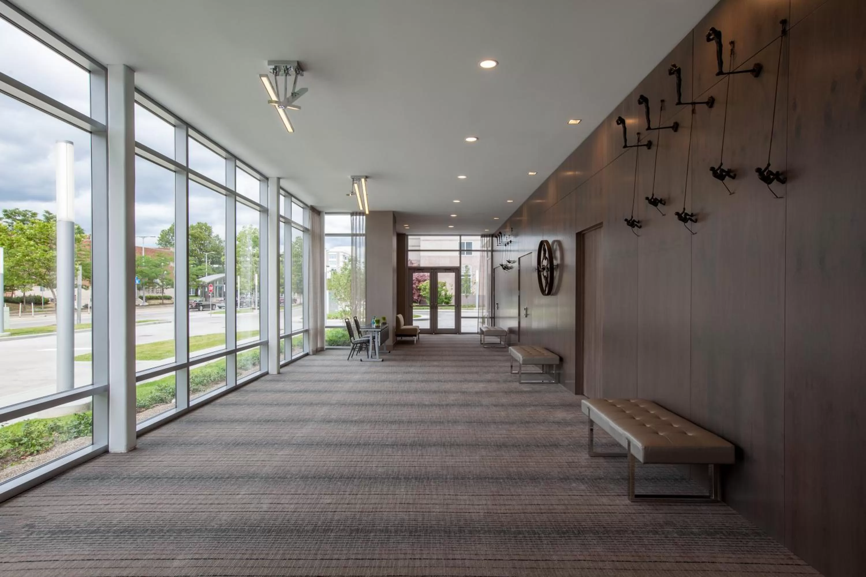 Lobby or reception in Holiday Inn Cleveland Clinic by IHG