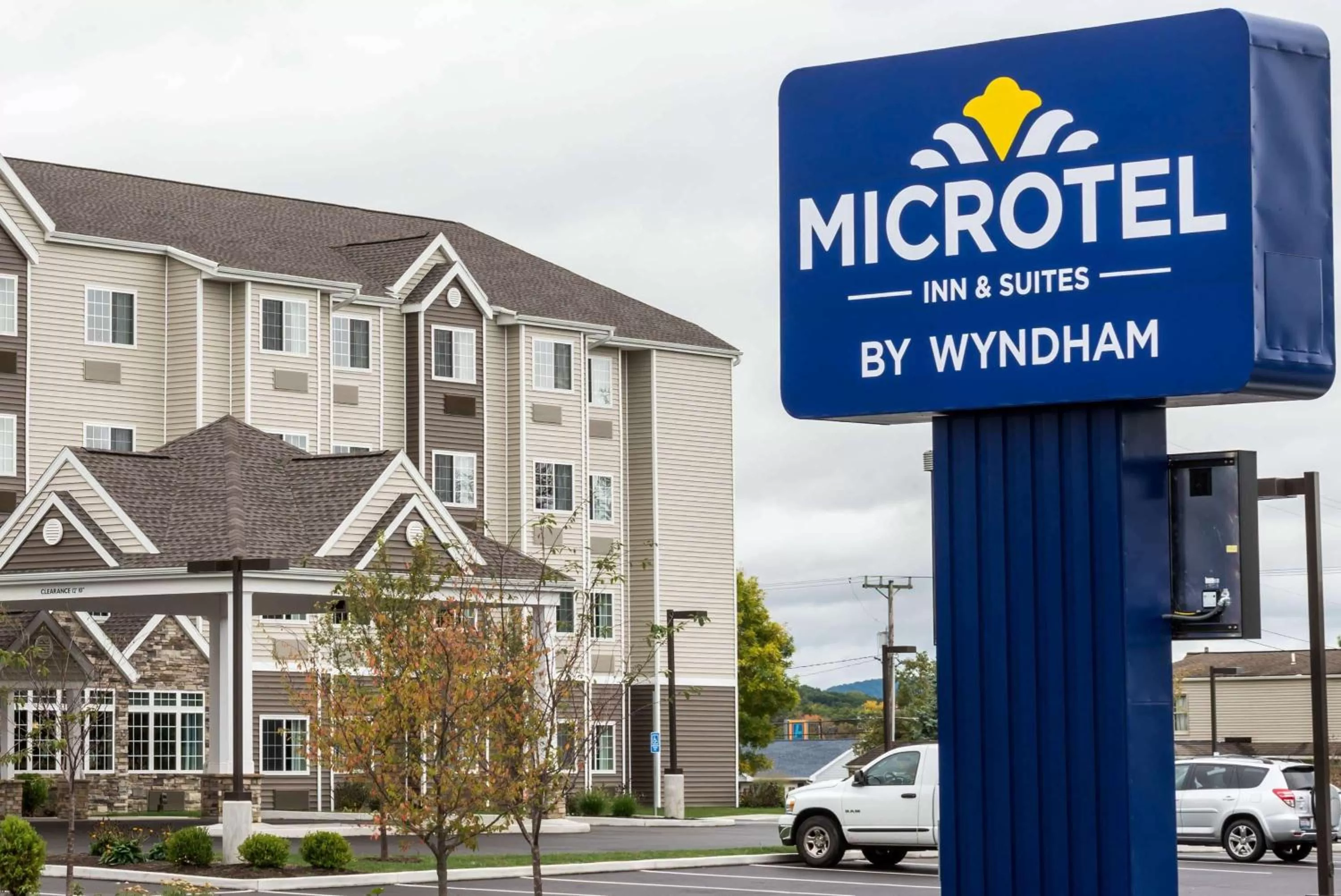 Microtel Inn & Suites by Wyndham Altoona
