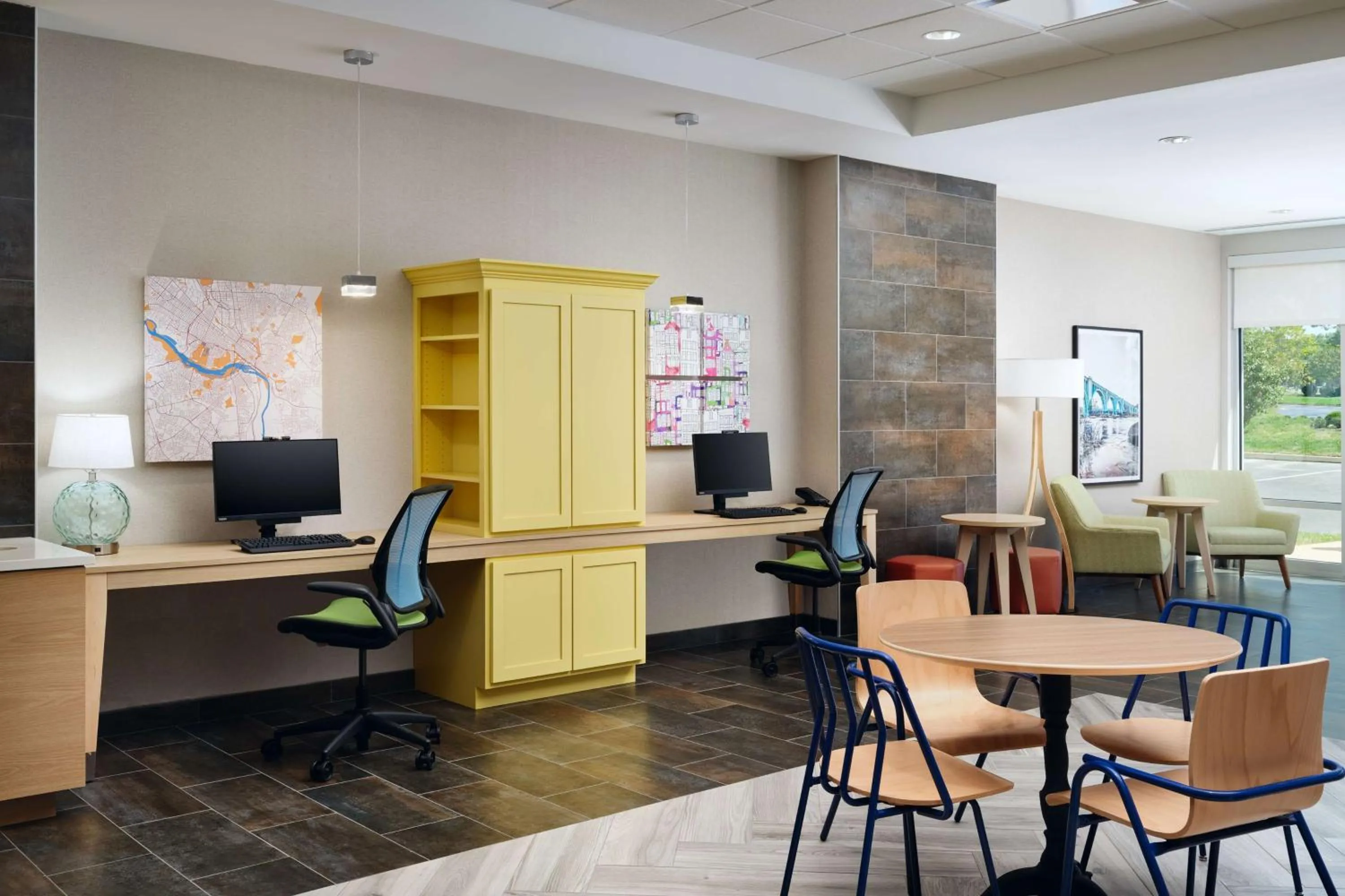 Lobby or reception in Home2 Suites By Hilton Richmond Glenside