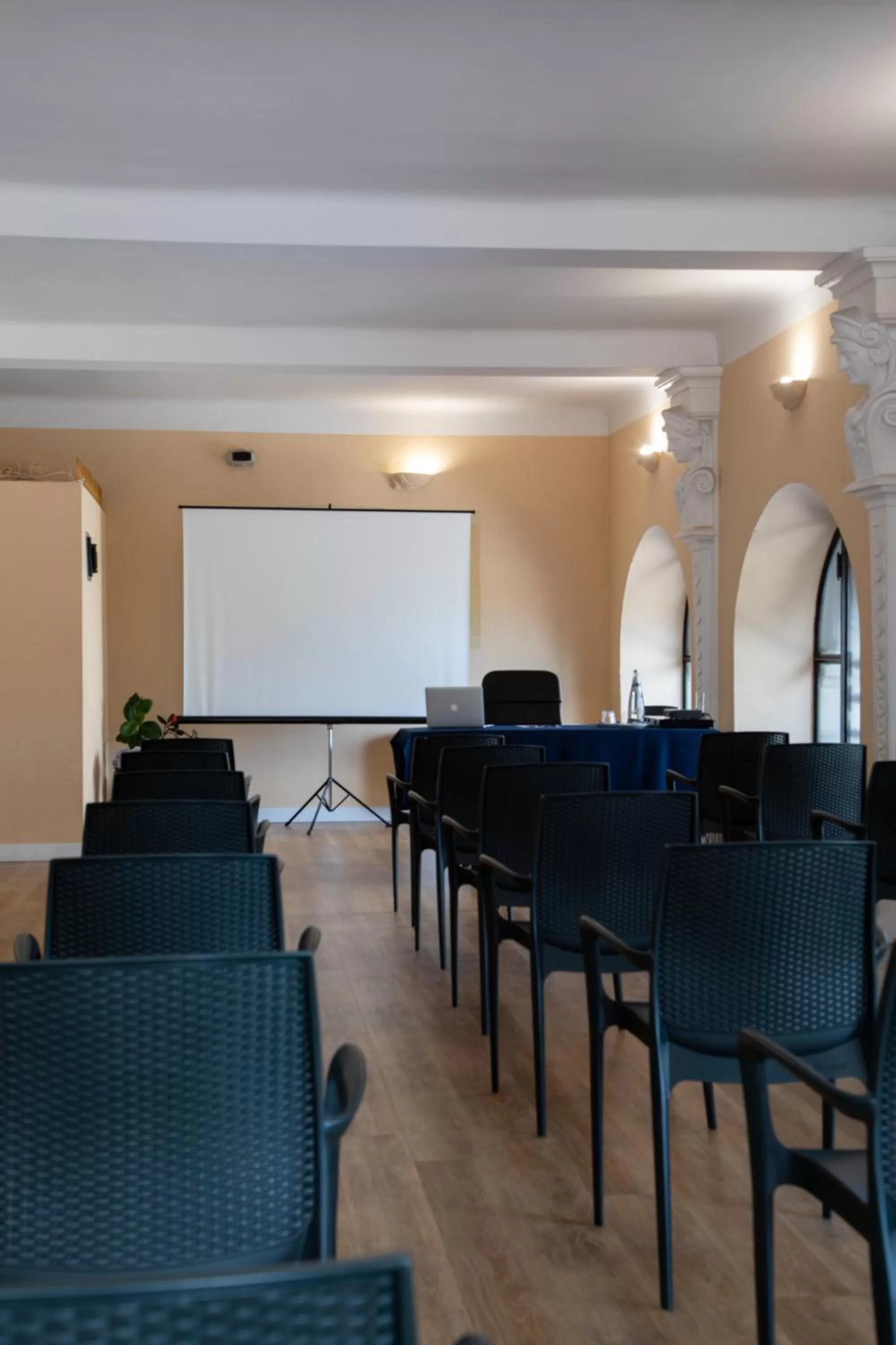 Hotel La Nuova Rotaia