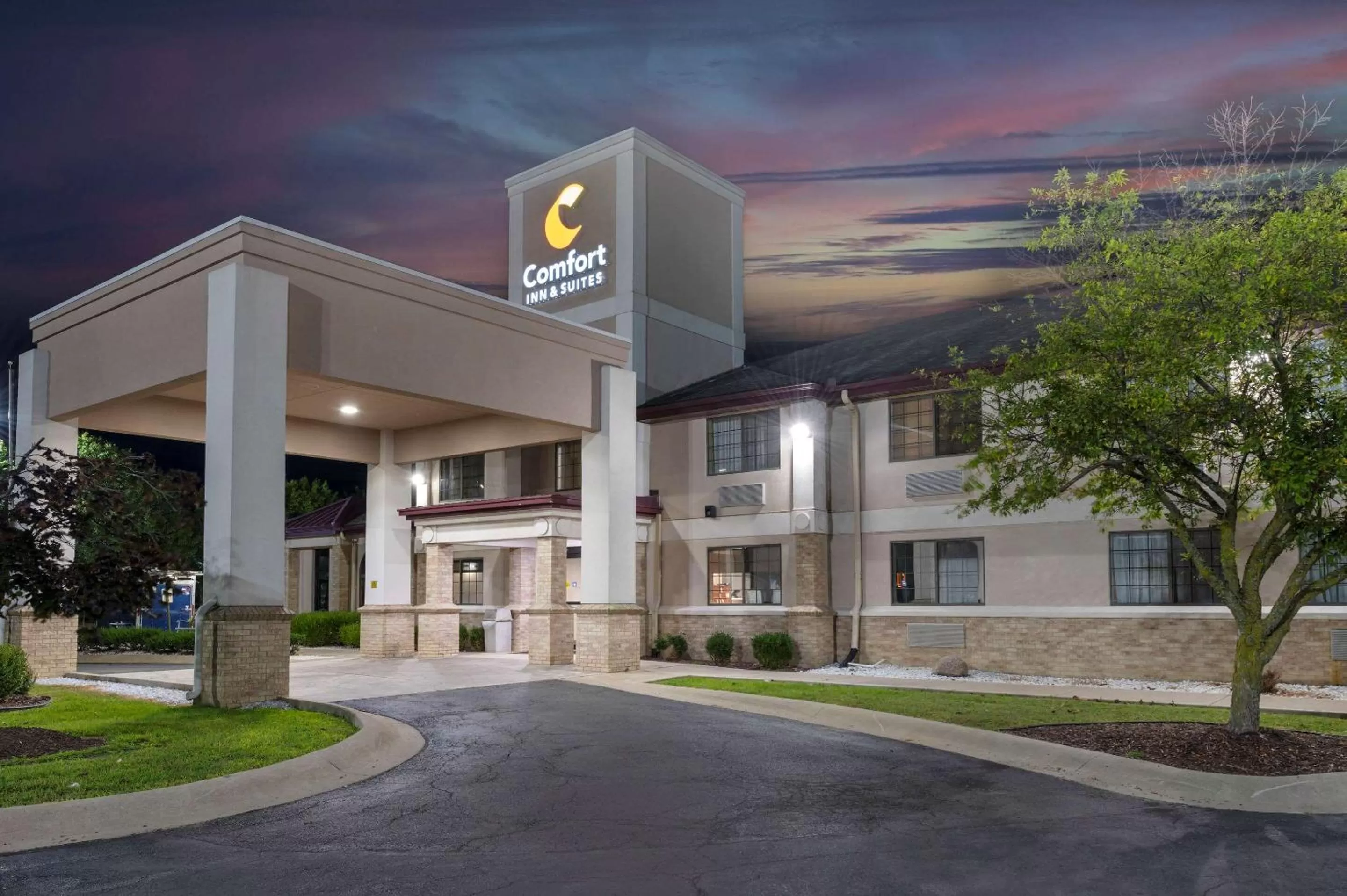 Property building in Comfort Inn & Suites Napoleon