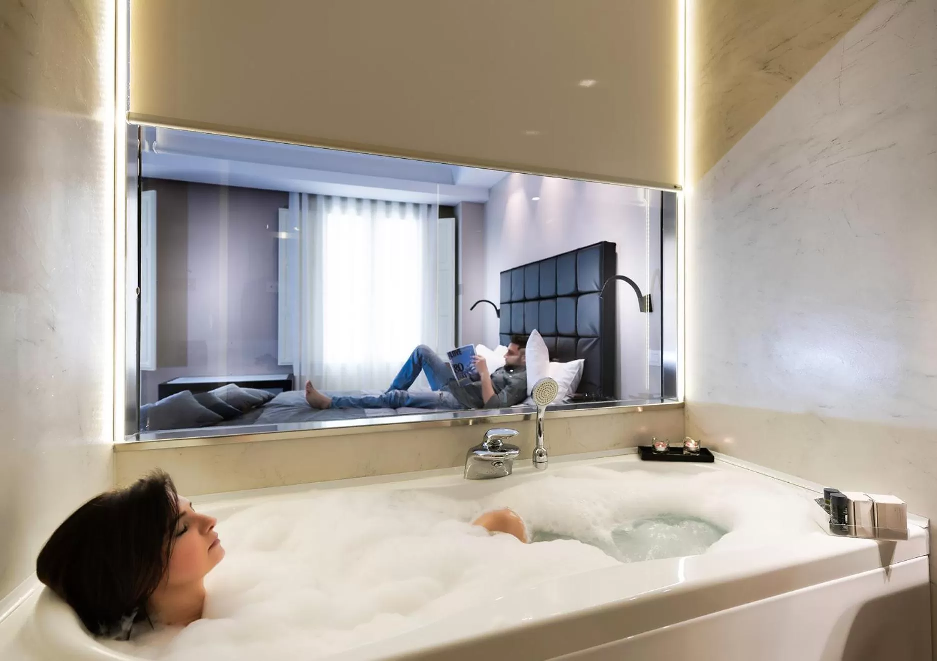 Bathroom in Hotel Porta Reale