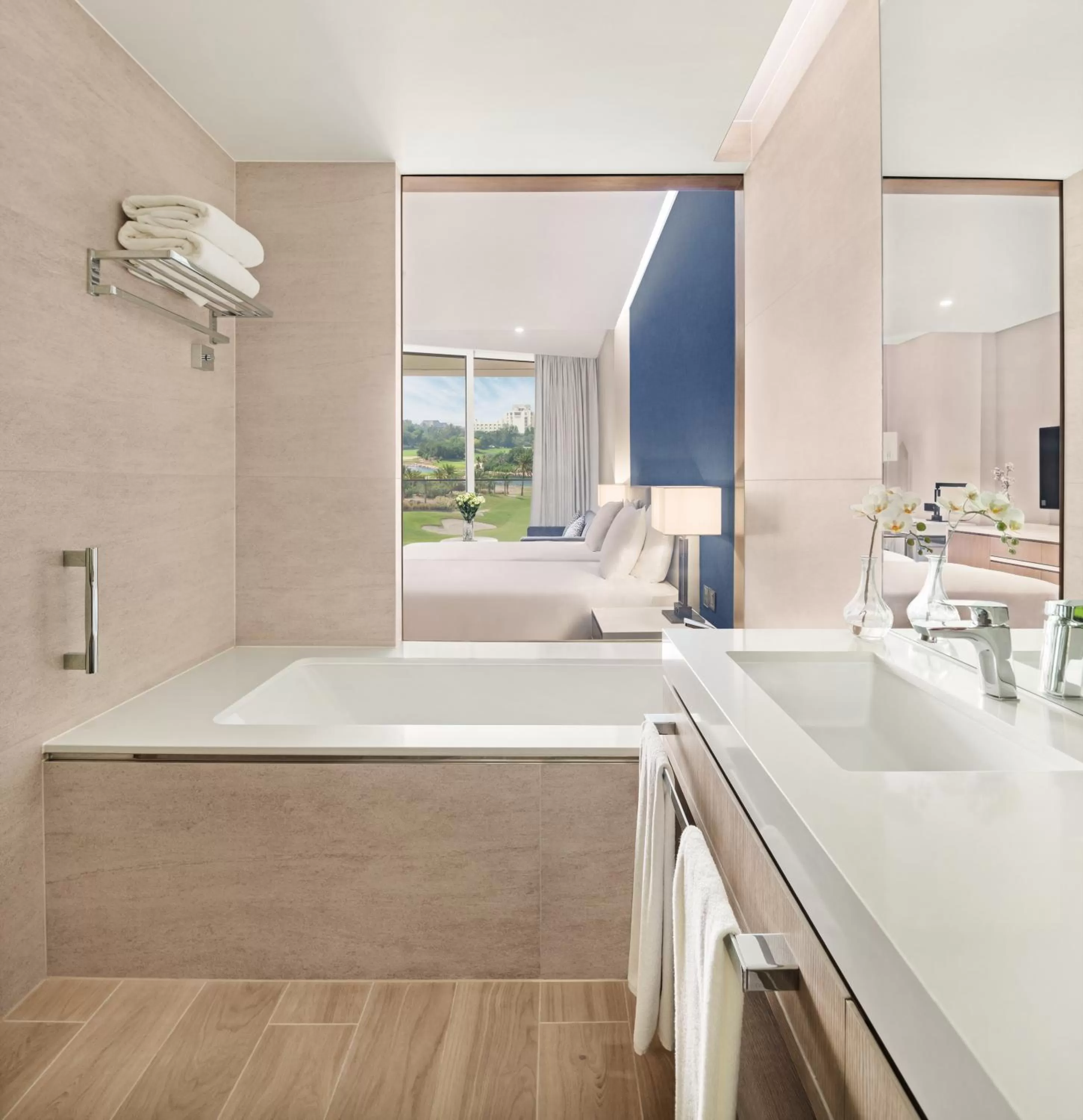 Toilet in JA Lake View Hotel, Dubai