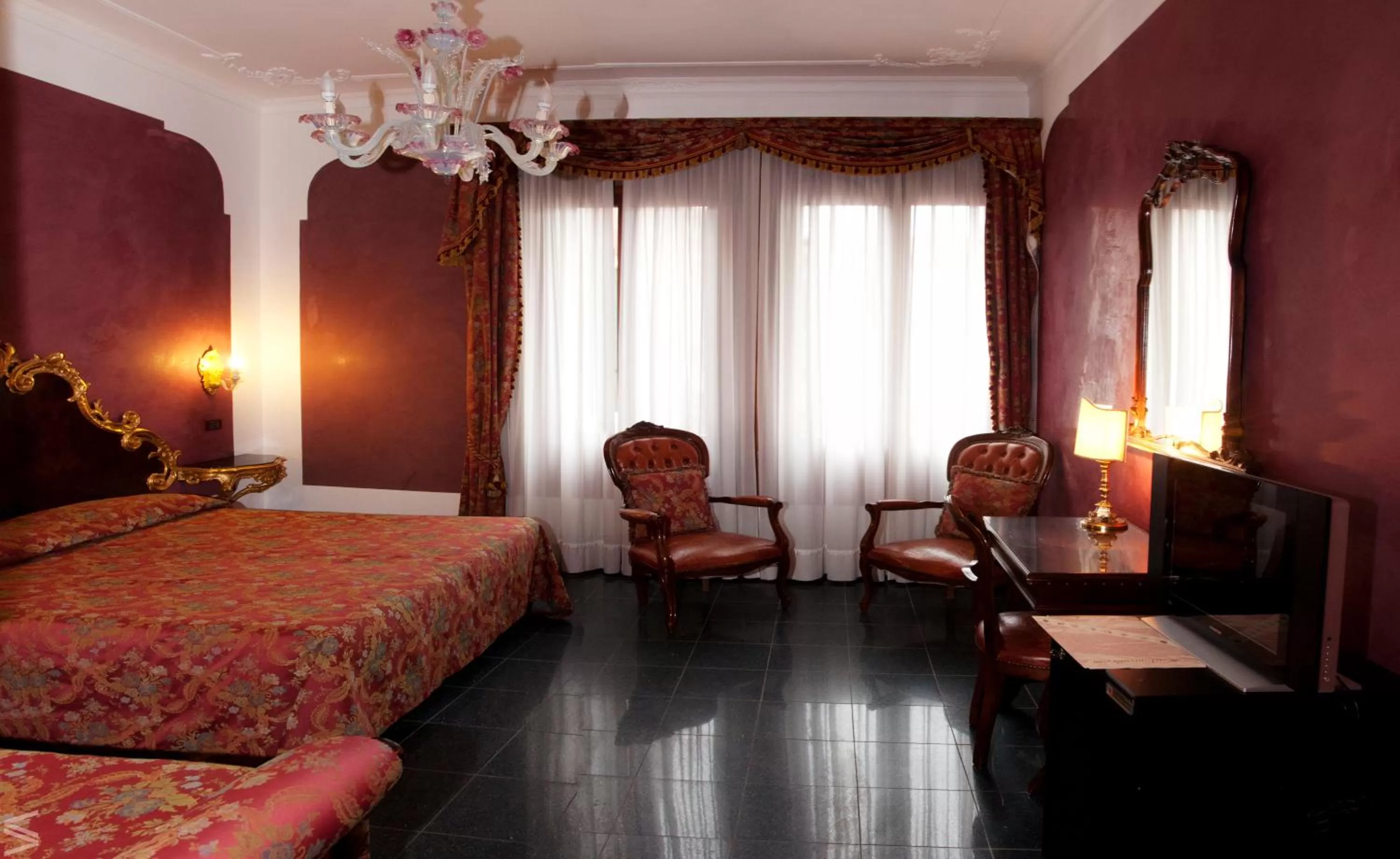 Photo of the whole room, Bed in Residenza d'Epoca San Cassiano