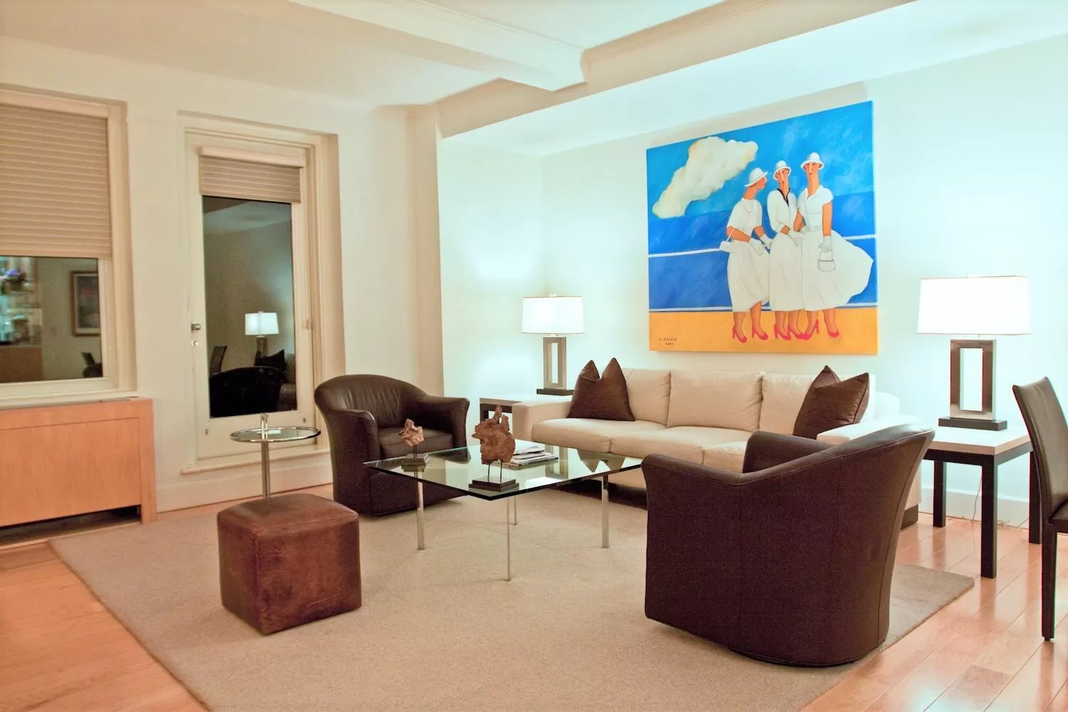 Living room in Lombardy Hotel