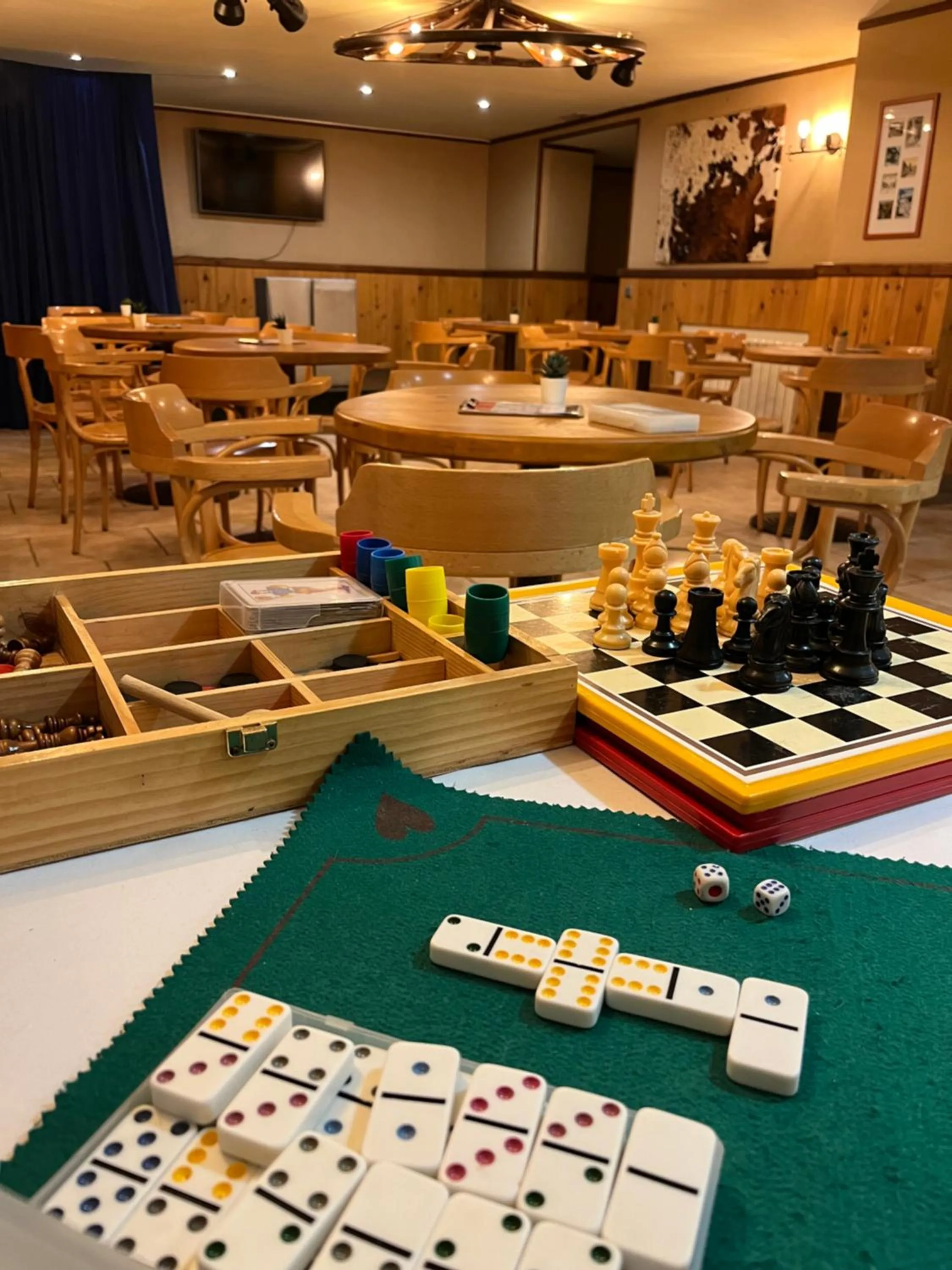 Game Room in Wuau! Hotel Segle XX
