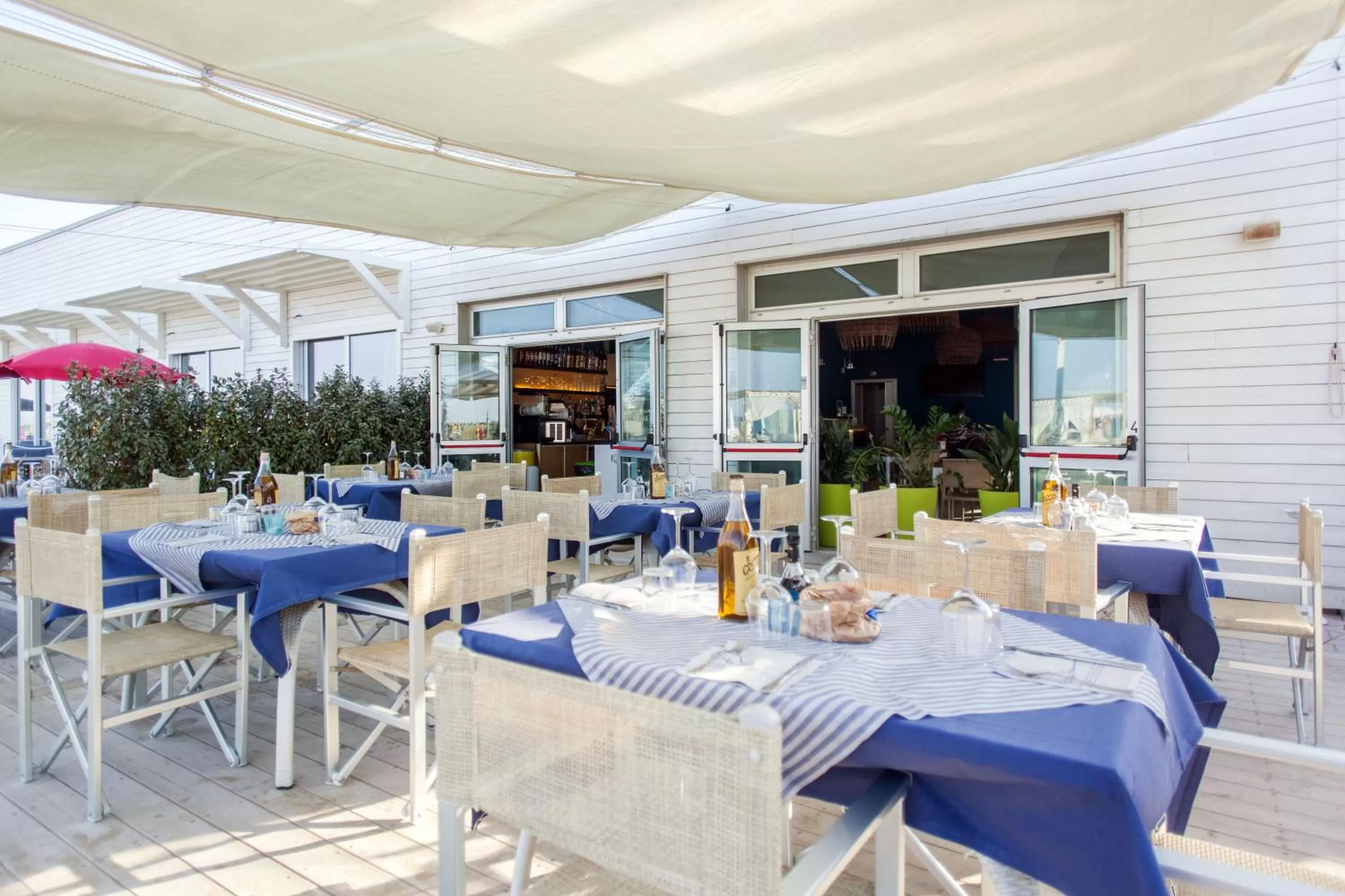 Restaurant/places to eat in Terme Beach Resort