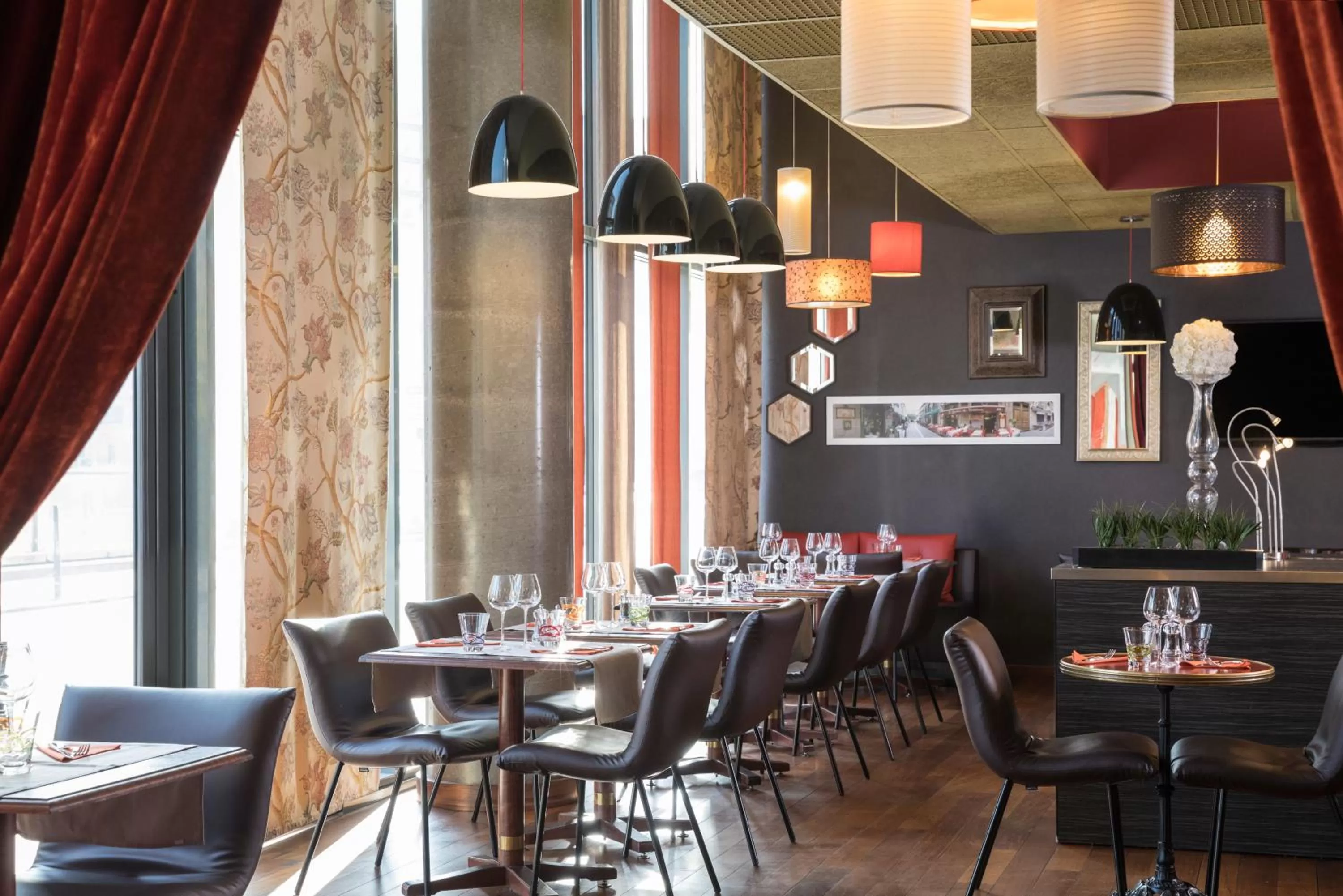 Restaurant/places to eat in Mercure Lyon Centre - Gare Part Dieu