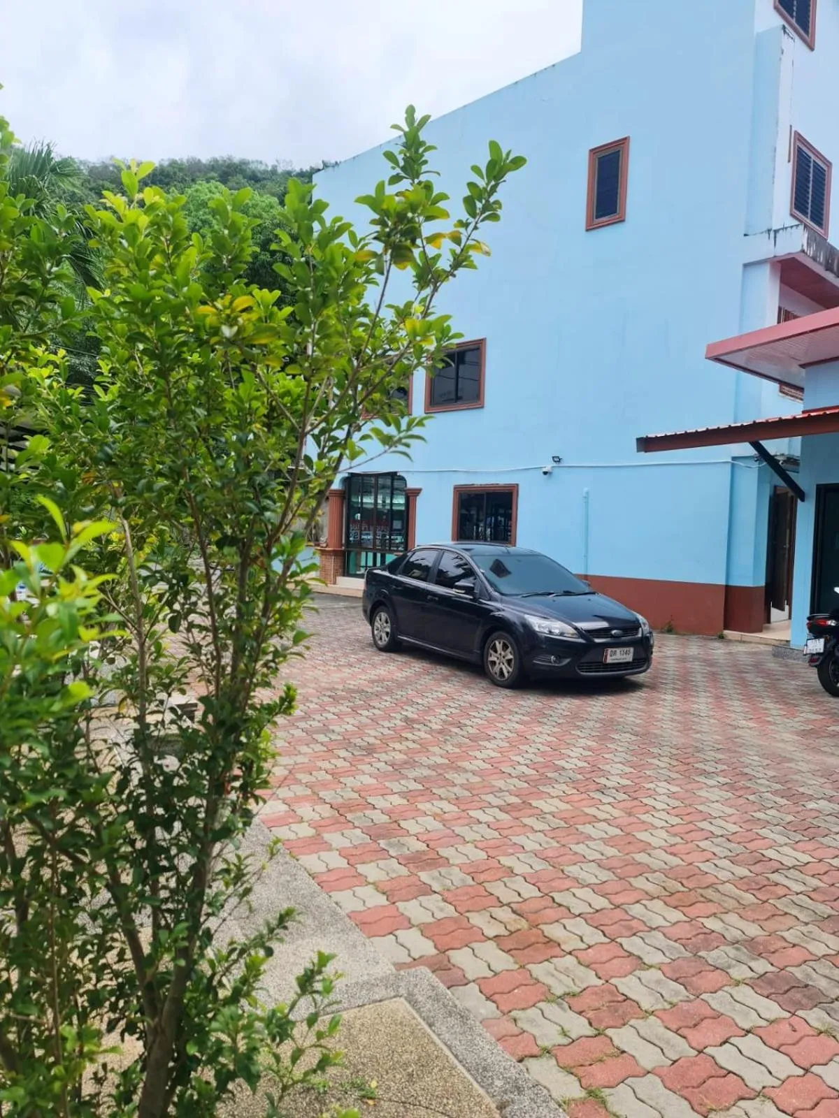 Parking in Cozy Residence Nanai